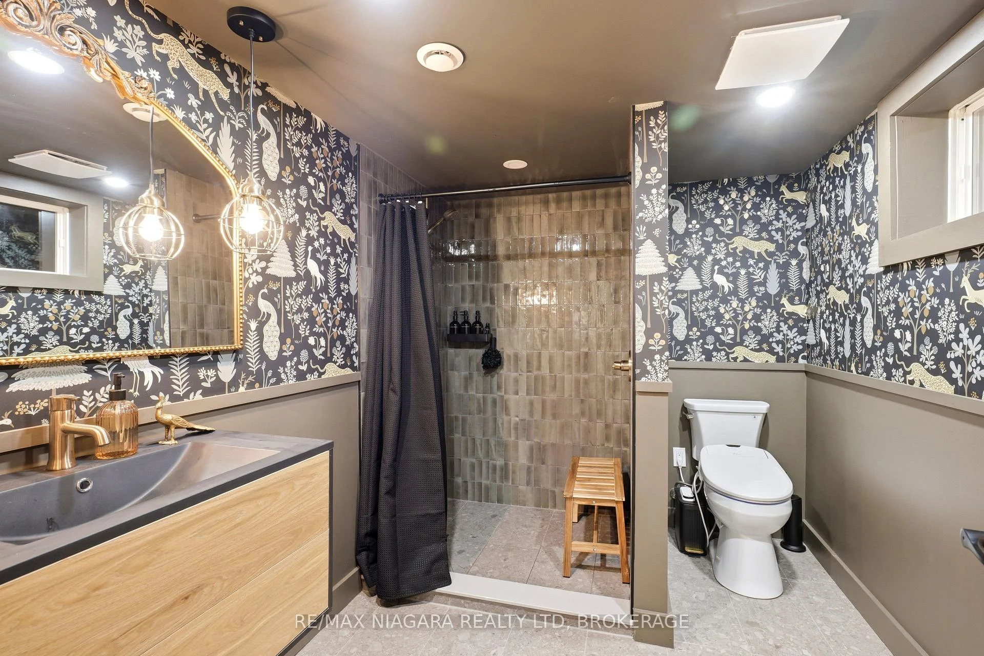 Photo 54 of 9 Youngblut Avenue, St. Catharines, Vine/Linwell — HOMEH