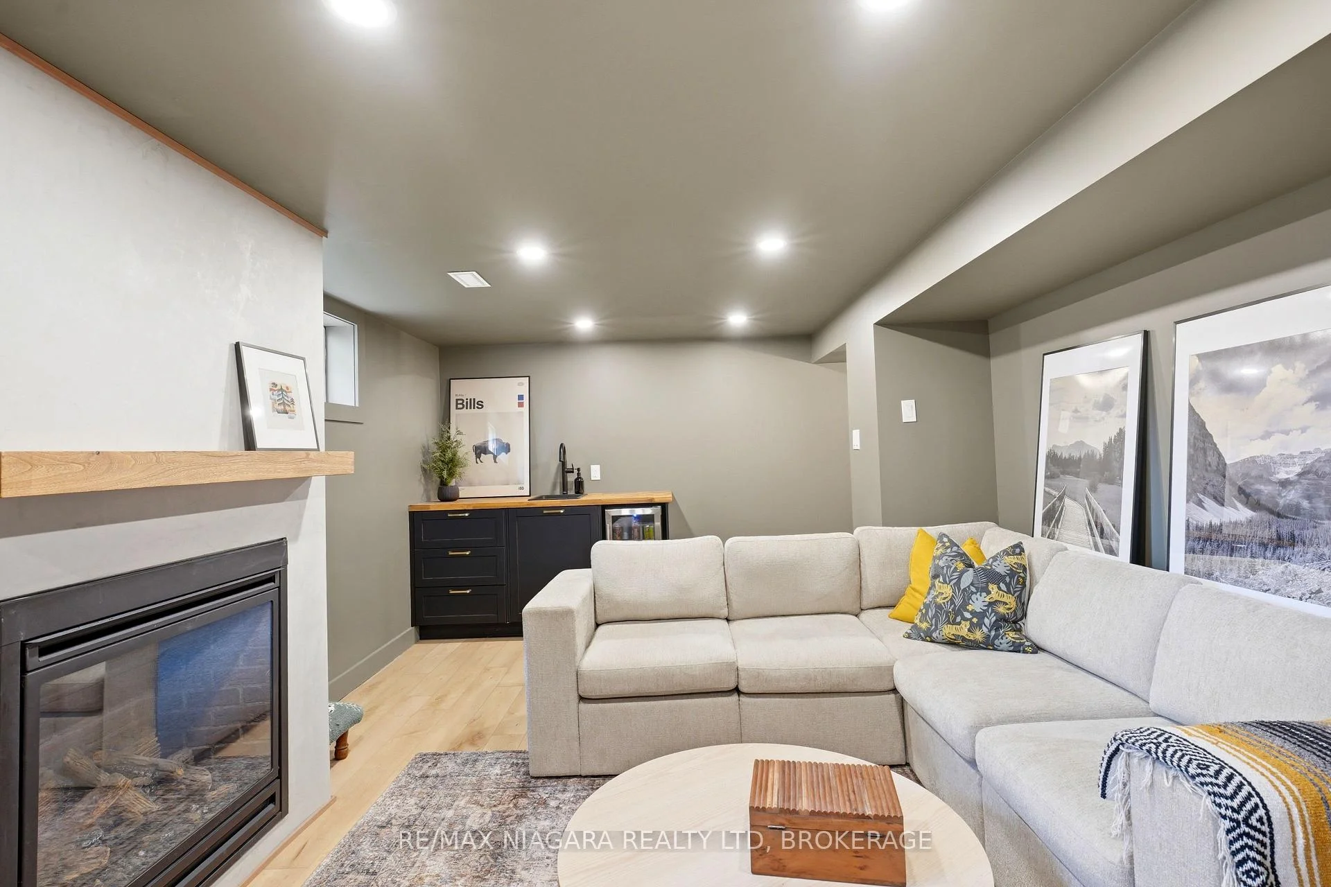 Photo 59 of 9 Youngblut Avenue, St. Catharines, Vine/Linwell — HOMEH