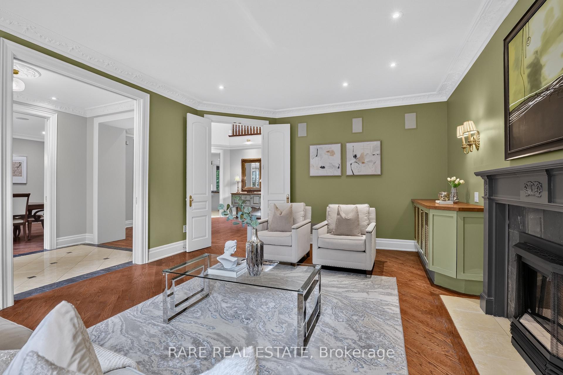 Photo 8 of 92 Willis Drive, Aurora, Aurora Highlands — HOMEH