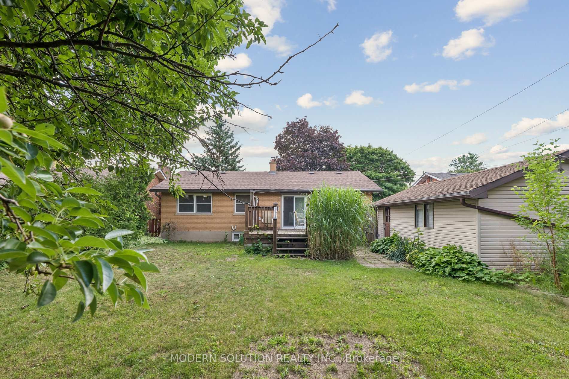 Photo 44 of 61 Godfrey Drive, London, East D — HOMEH