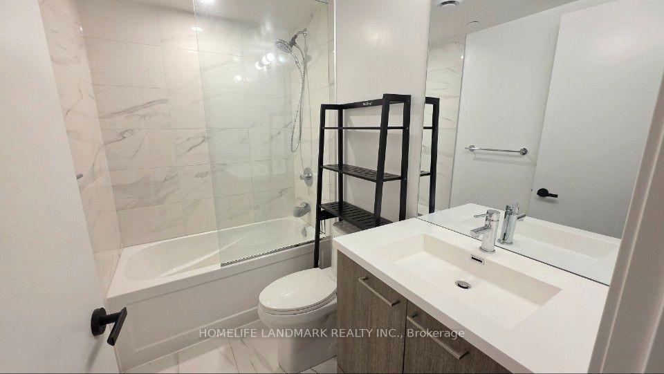 Photo 4 of Unit 4007, 195 Commerce Street, Vaughan, Vaughan Corporate Centre — HOMEH