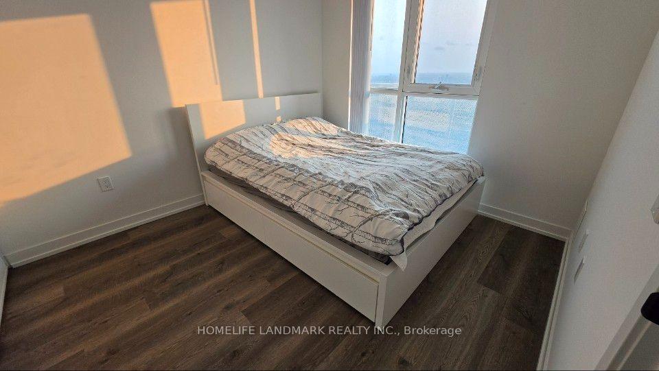 Photo 5 of Unit 4007, 195 Commerce Street, Vaughan, Vaughan Corporate Centre — HOMEH