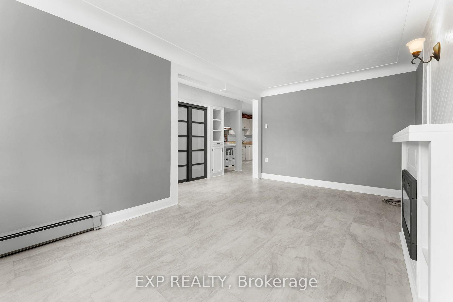 Photo 9 of 156 Park Row S, Hamilton, Delta — HOMEH