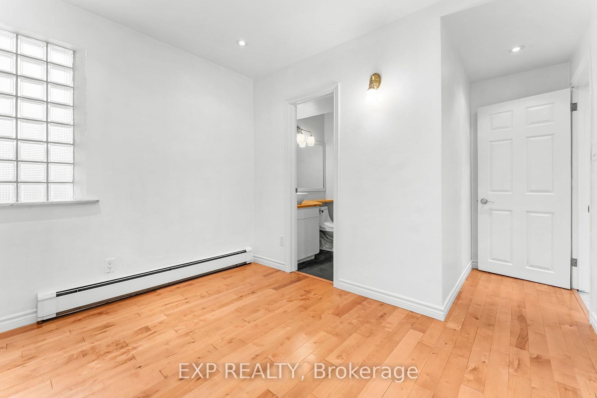 Photo 18 of 156 Park Row S, Hamilton, Delta — HOMEH