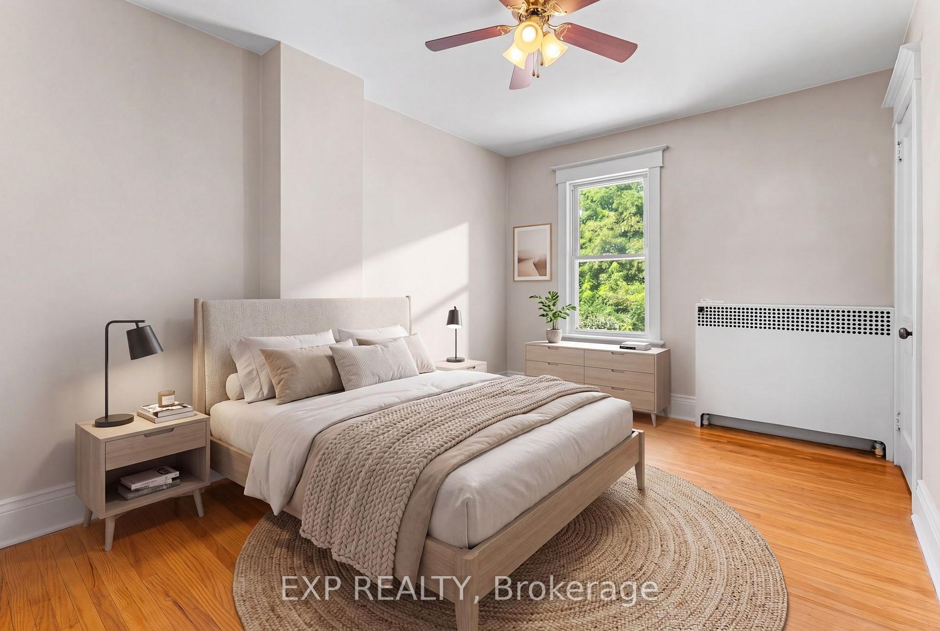 Photo 24 of 156 Park Row S, Hamilton, Delta — HOMEH