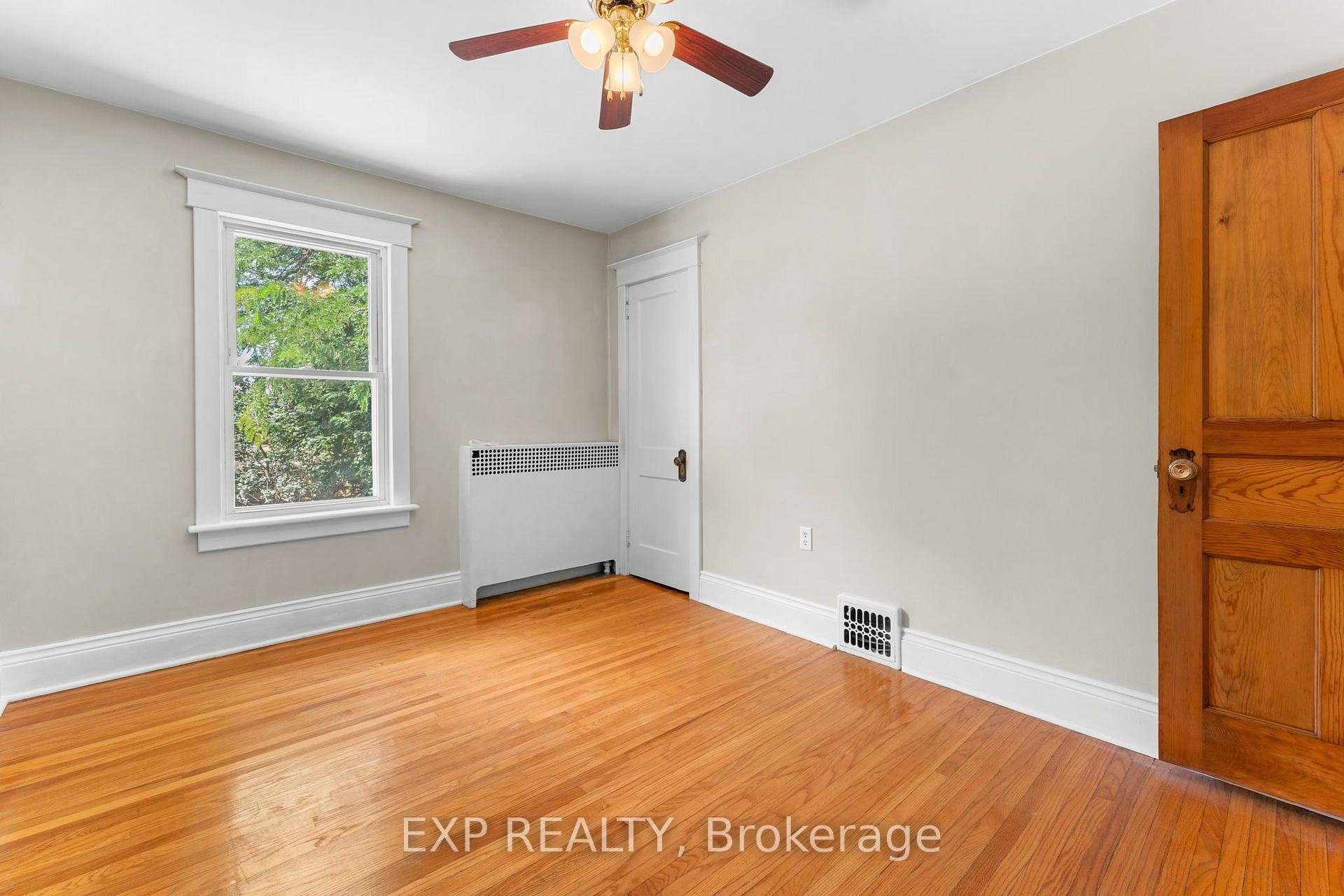 Photo 26 of 156 Park Row S, Hamilton, Delta — HOMEH