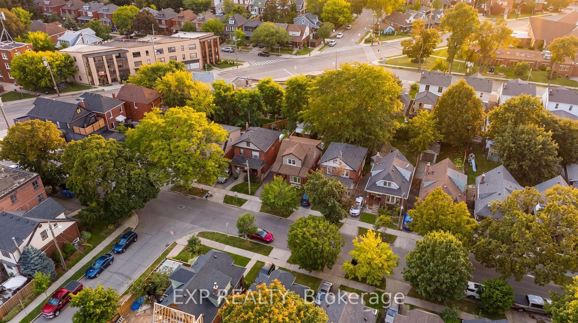 Photo 46 of 156 Park Row S, Hamilton, Delta — HOMEH