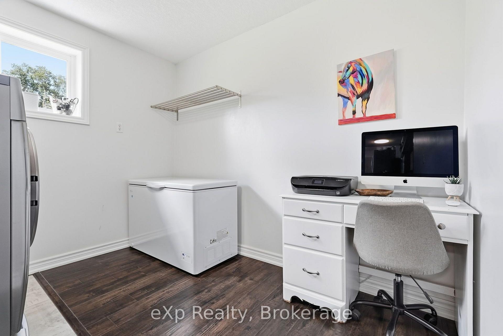 Photo 30 of 541 Oakview Crescent, Wellington North, Mount Forest — HOMEH