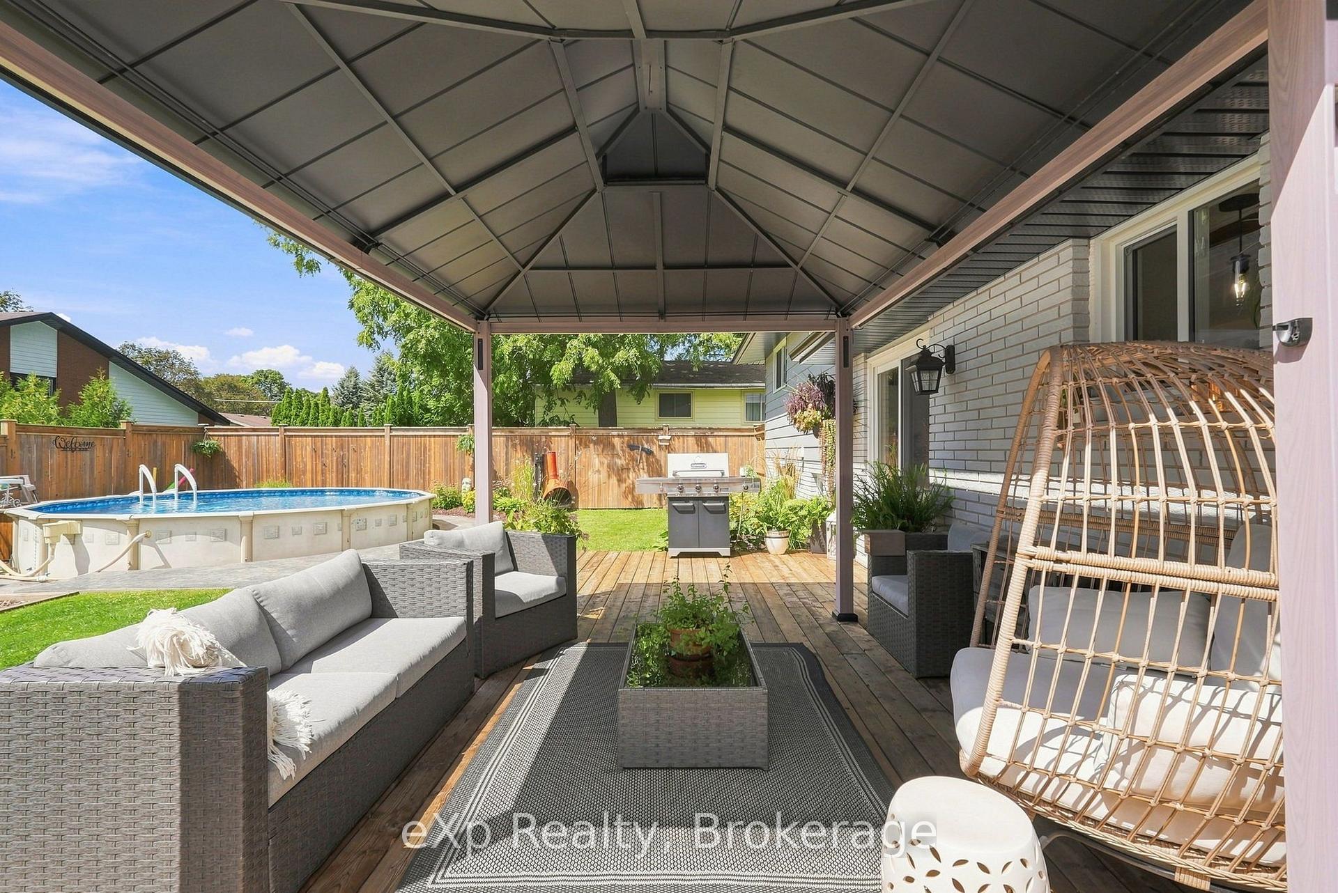 Photo 33 of 541 Oakview Crescent, Wellington North, Mount Forest — HOMEH