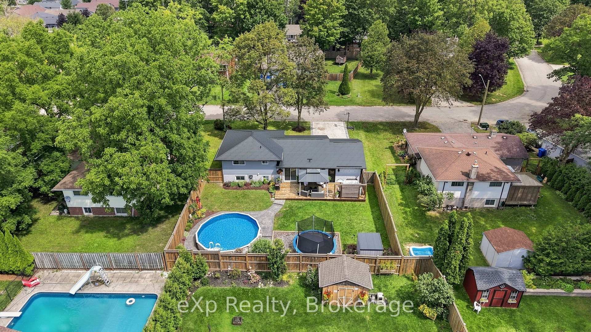 Photo 40 of 541 Oakview Crescent, Wellington North, Mount Forest — HOMEH