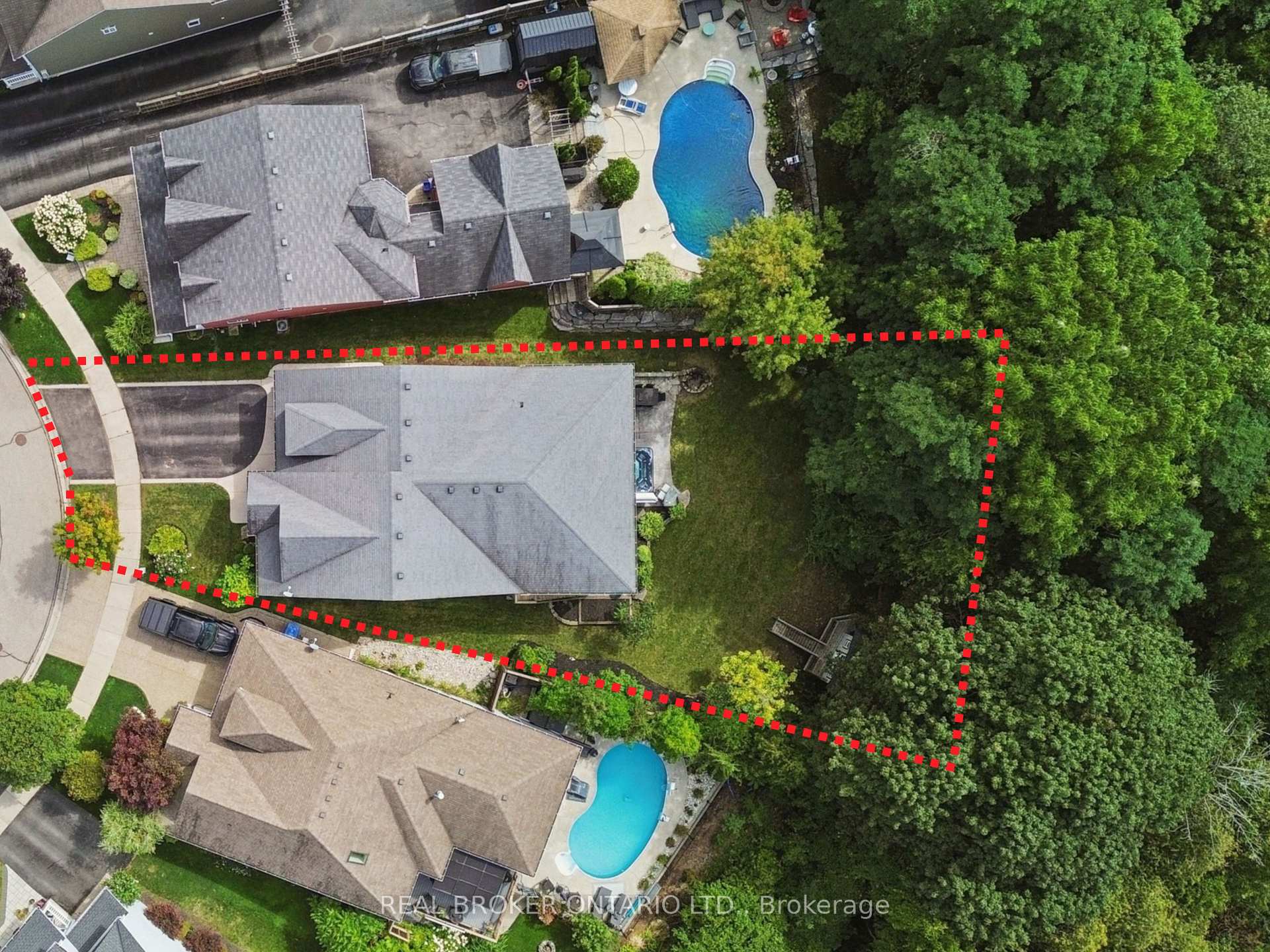 Photo 2 of 108 Hampson Crescent, Guelph/Eramosa, Rockwood — HOMEH