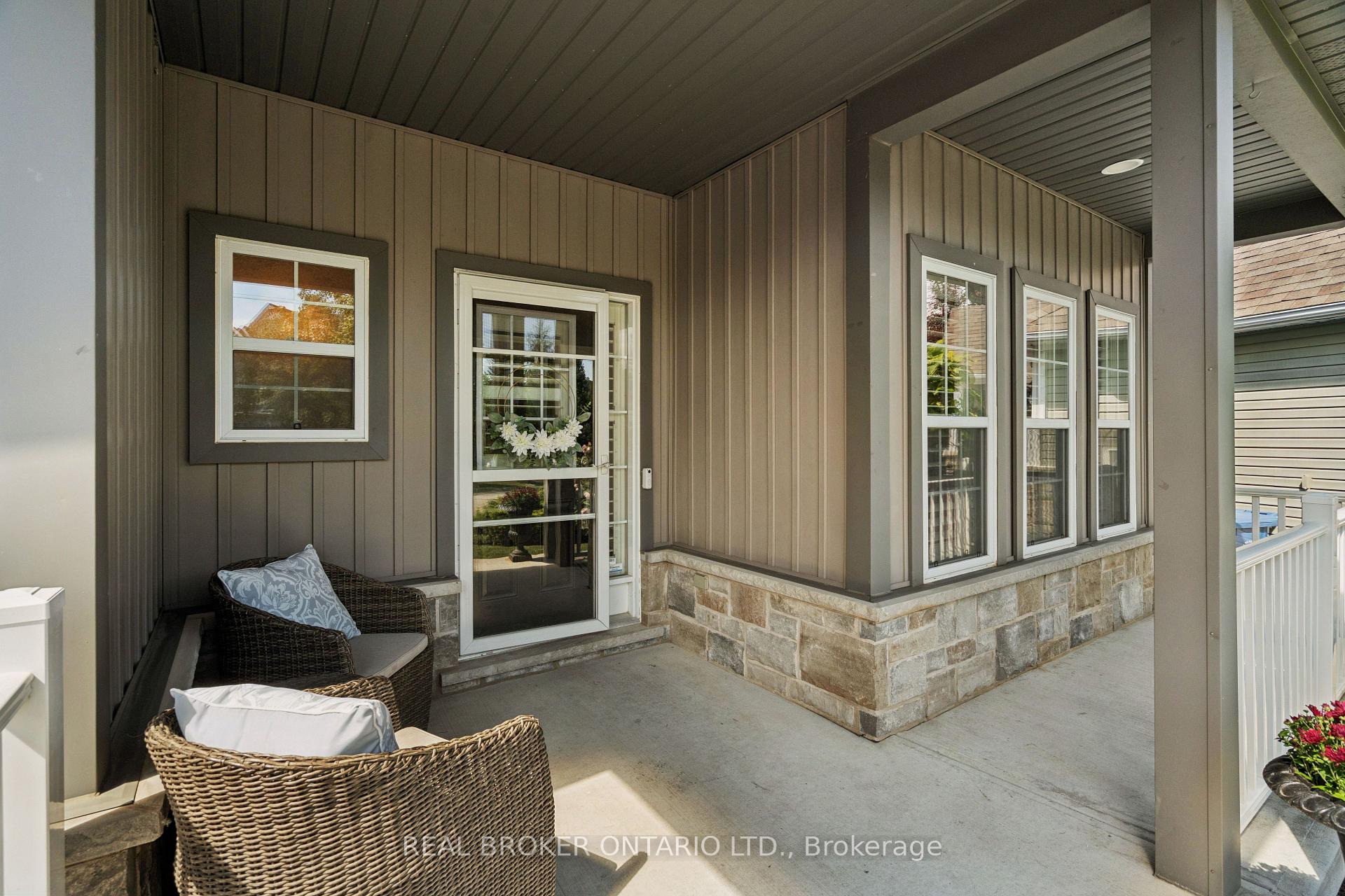 Photo 4 of 108 Hampson Crescent, Guelph/Eramosa, Rockwood — HOMEH