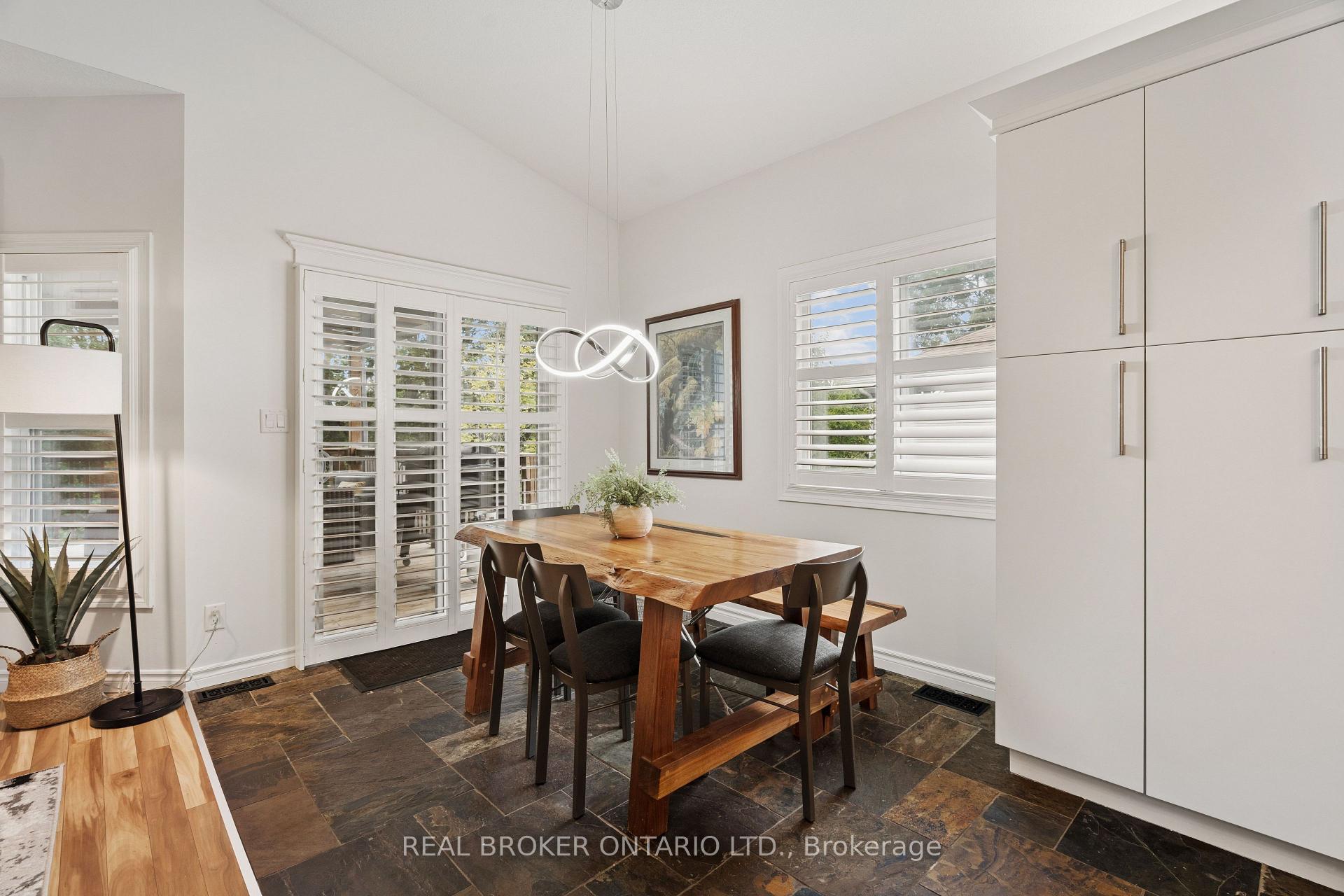 Photo 12 of 108 Hampson Crescent, Guelph/Eramosa, Rockwood — HOMEH
