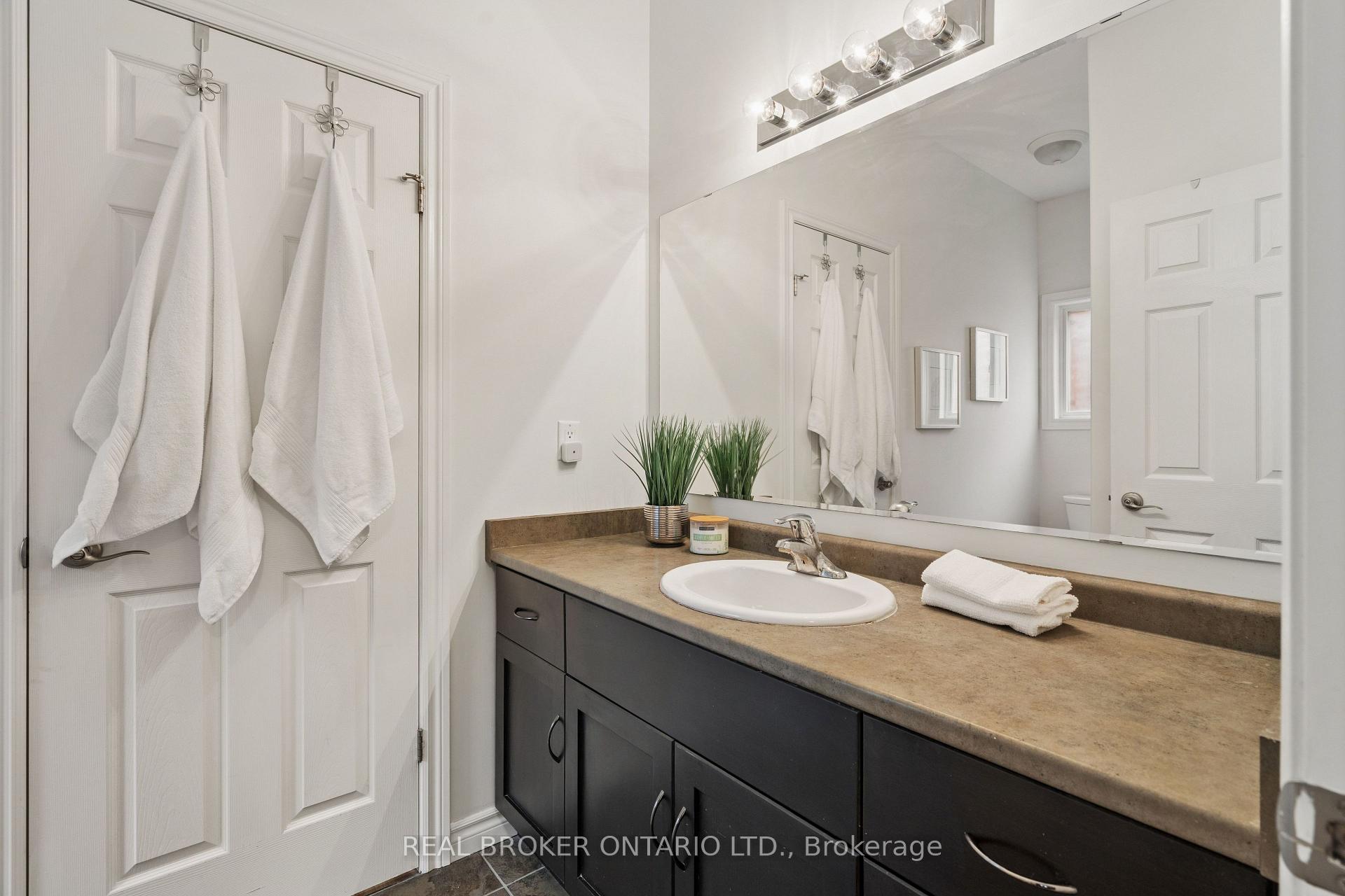 Photo 17 of 108 Hampson Crescent, Guelph/Eramosa, Rockwood — HOMEH