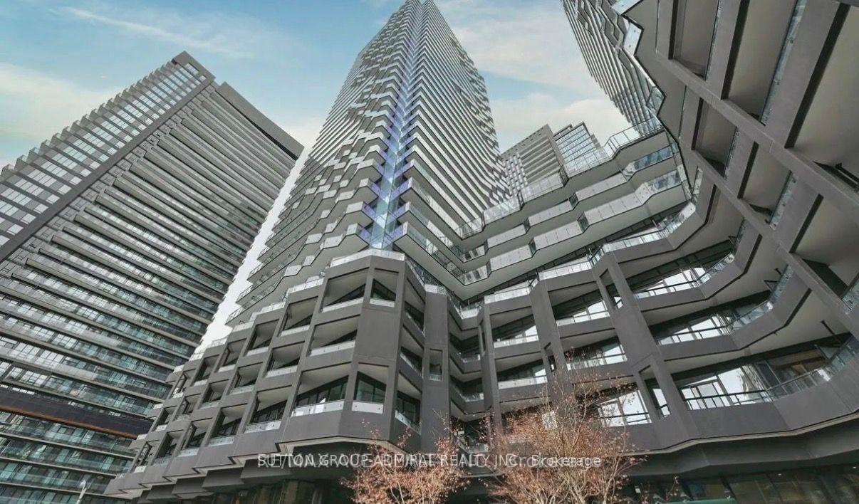 Front of Unit # 2204 N, 120 Broadway Avenue N