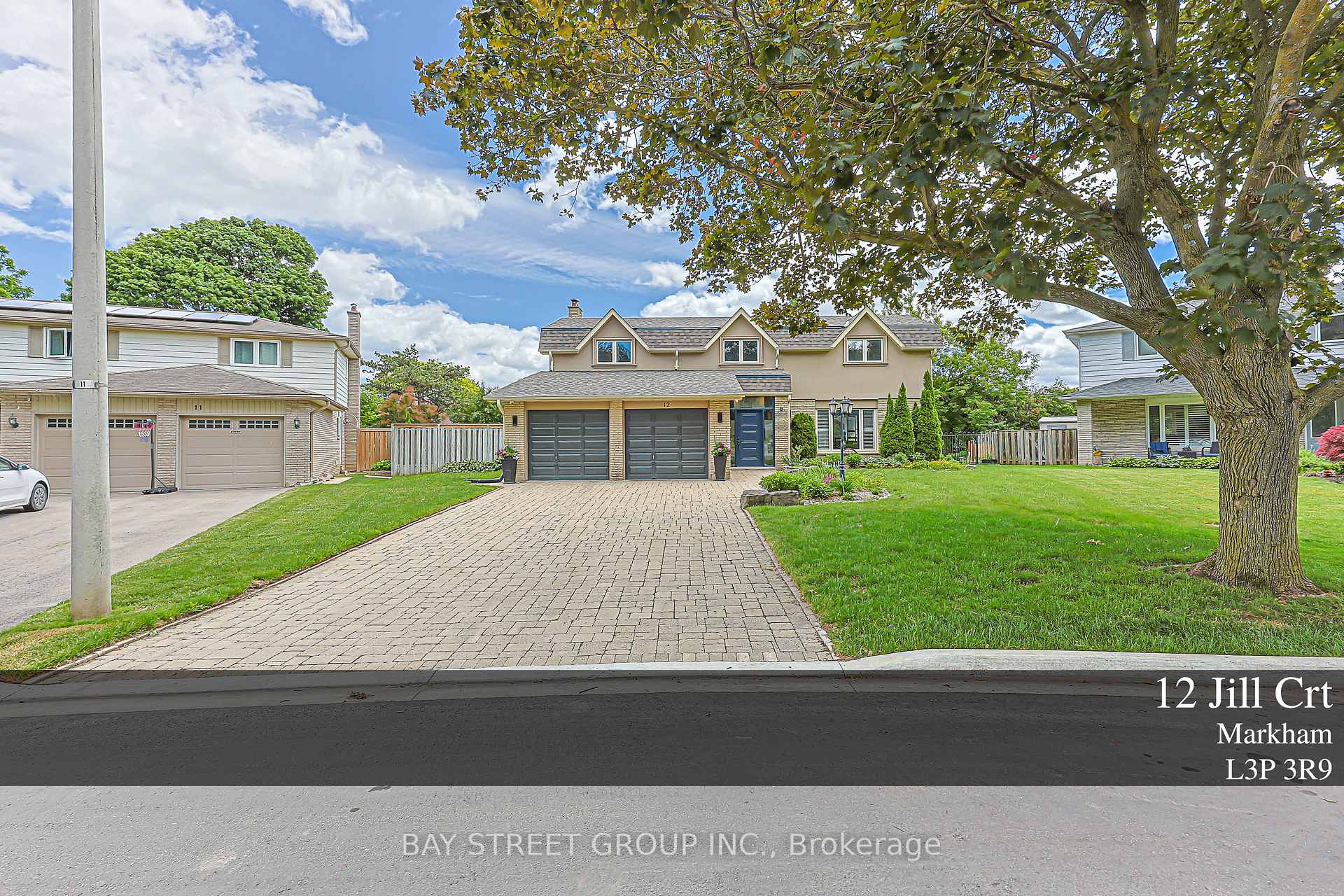 Photo 3 of 12 Jill Court, Markham, Markham Village — HOMEH