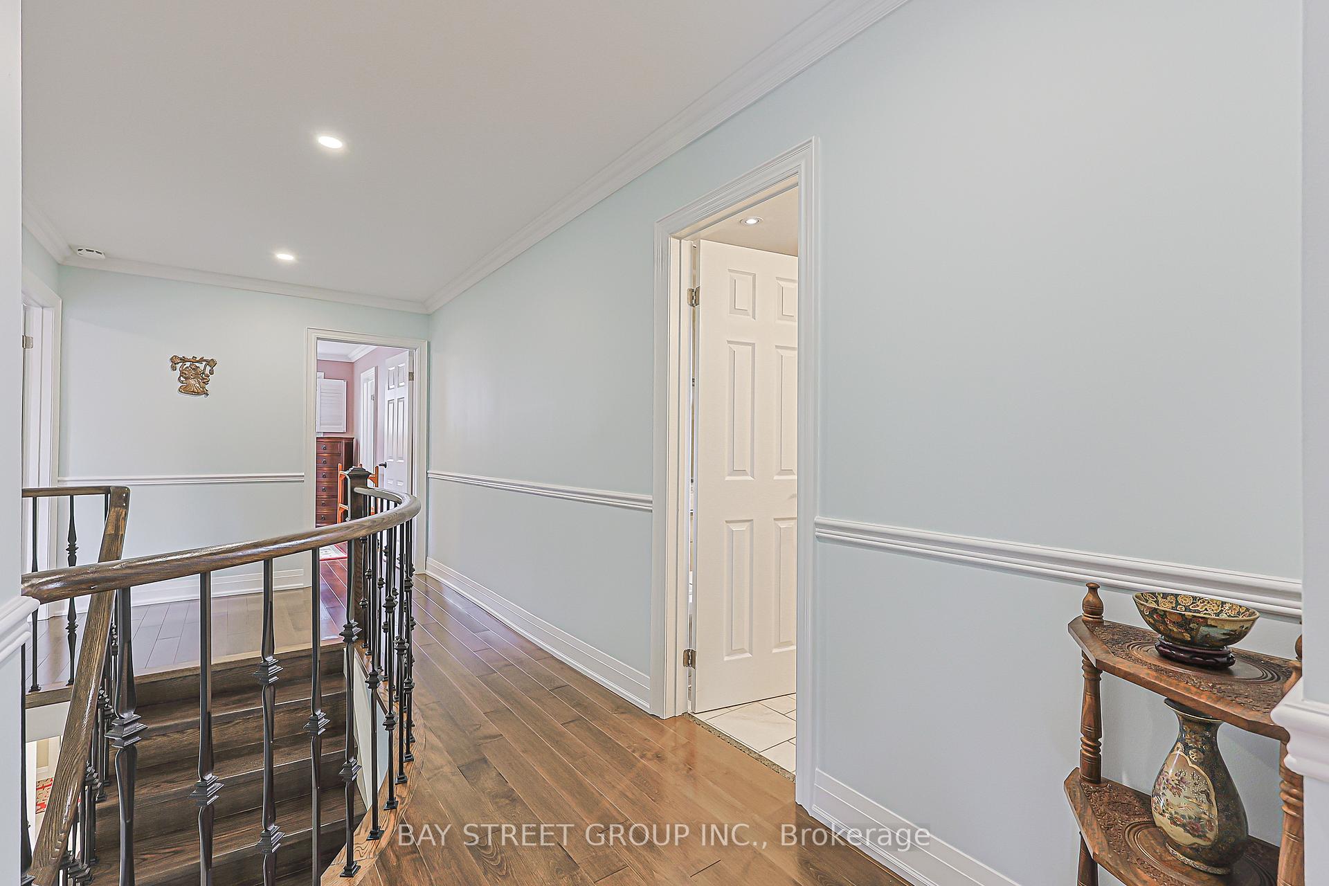 Photo 20 of 12 Jill Court, Markham, Markham Village — HOMEH