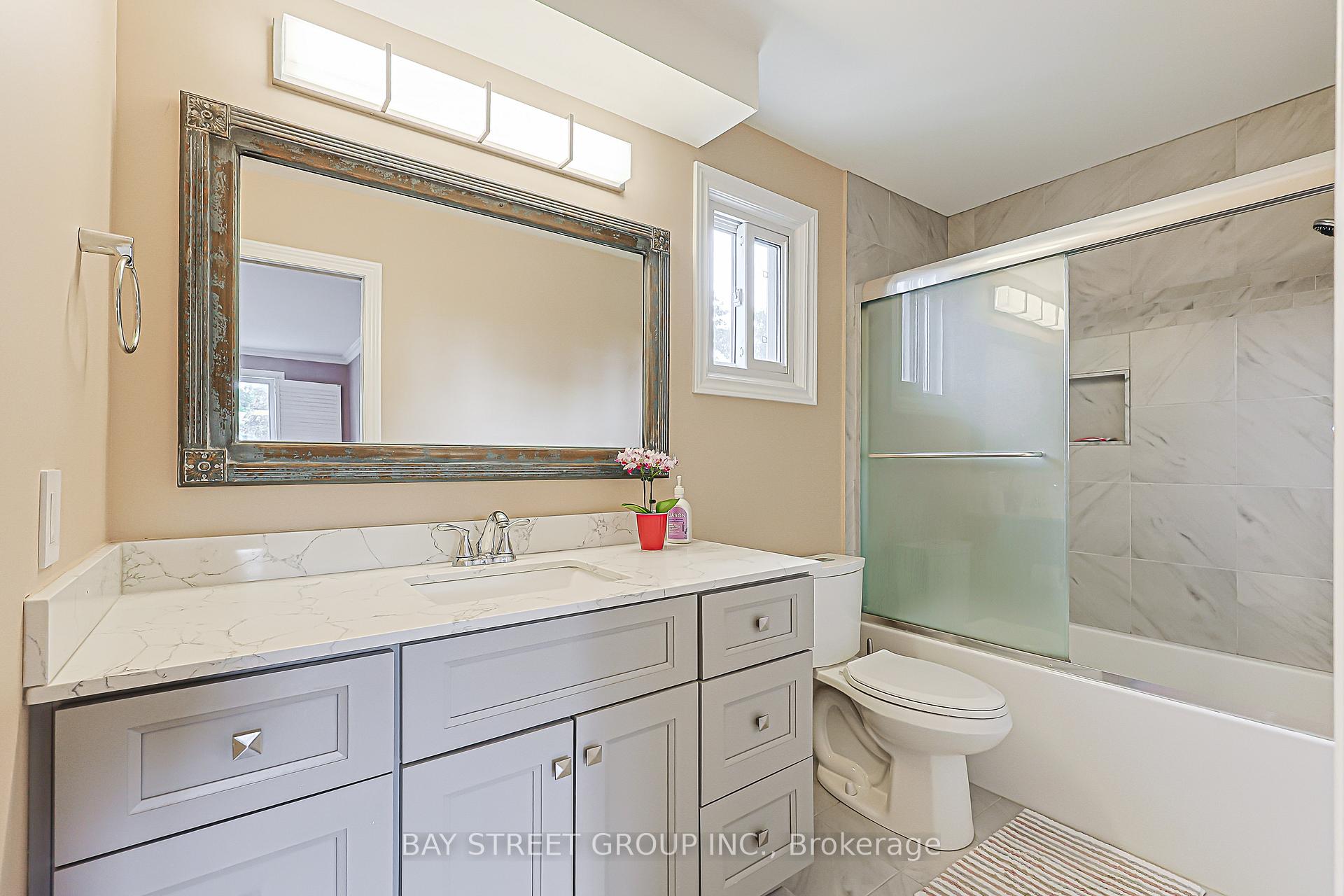 Photo 23 of 12 Jill Court, Markham, Markham Village — HOMEH
