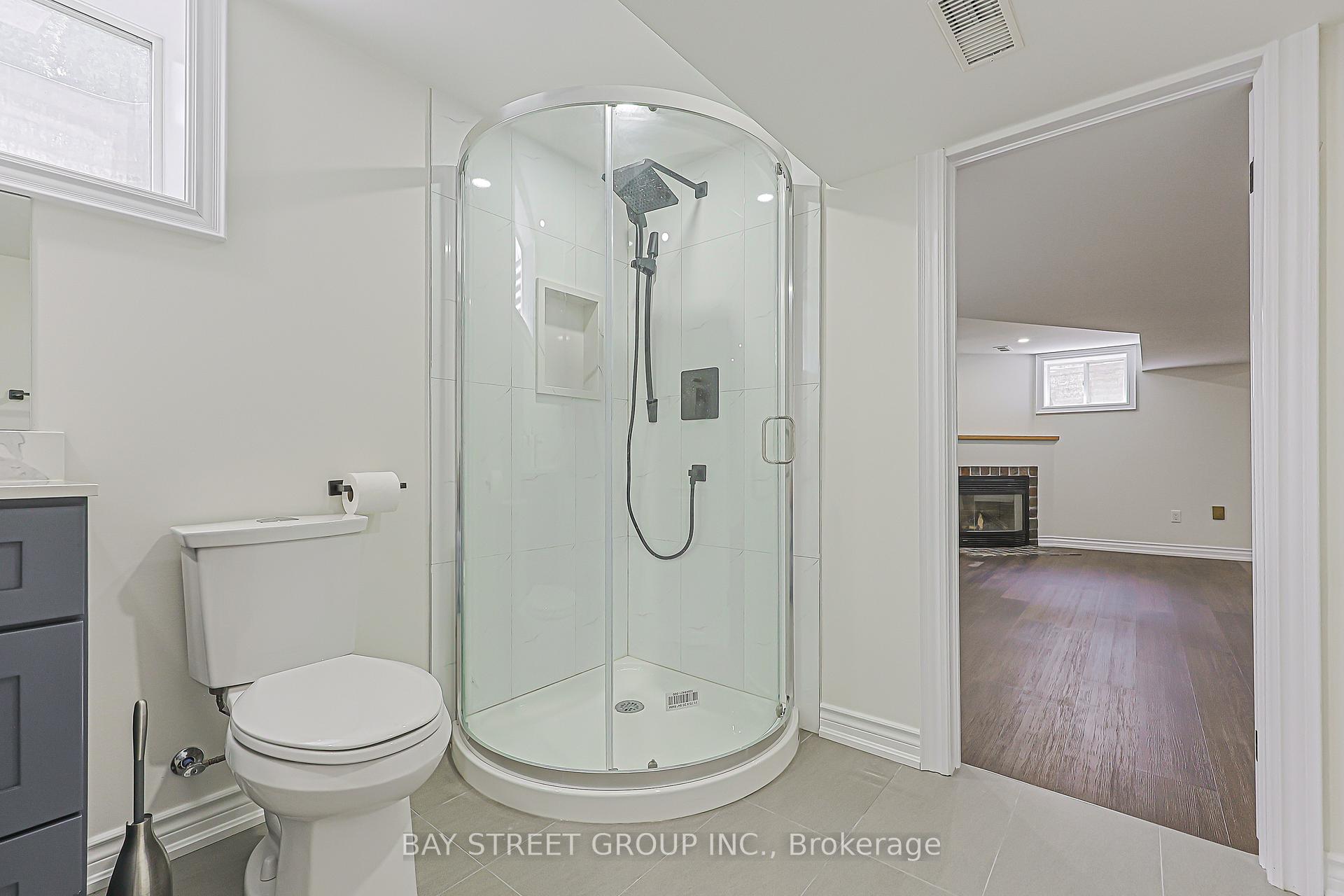 Photo 35 of 12 Jill Court, Markham, Markham Village — HOMEH