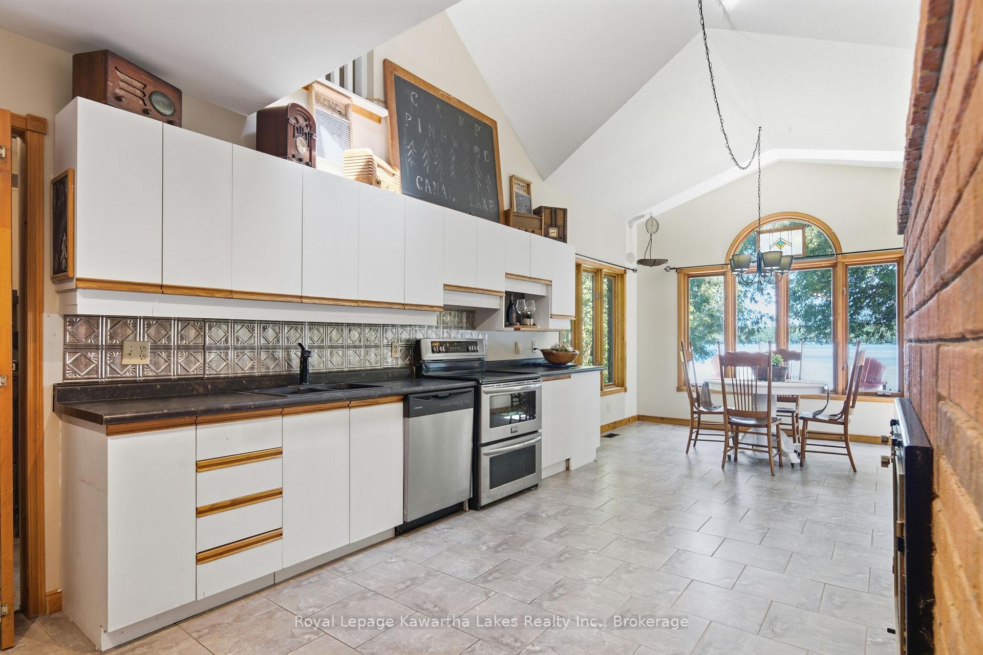 Photo 19 of 100 Pinewood Boulevard, Kawartha Lakes, Carden — HOMEH