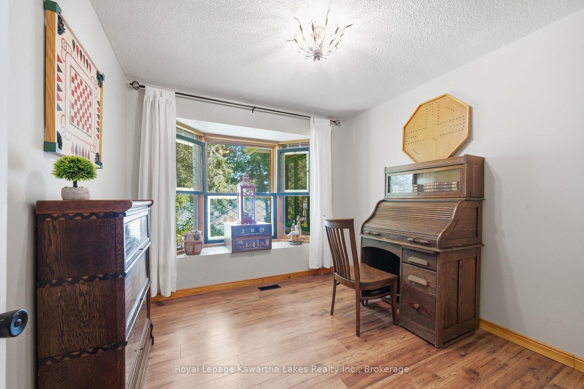 Photo 23 of 100 Pinewood Boulevard, Kawartha Lakes, Carden — HOMEH