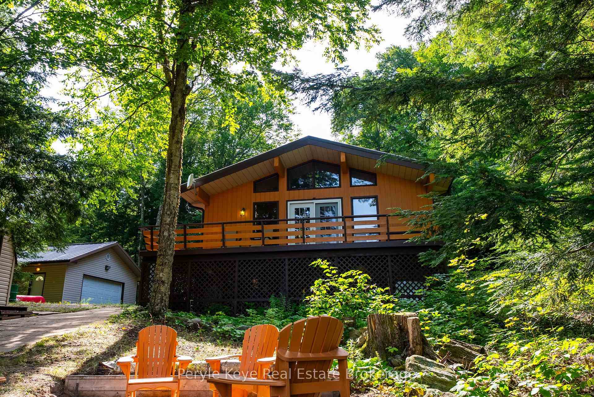 Photo 3 of 1160 Lakeshore Drive S, Bracebridge, Oakley — HOMEH