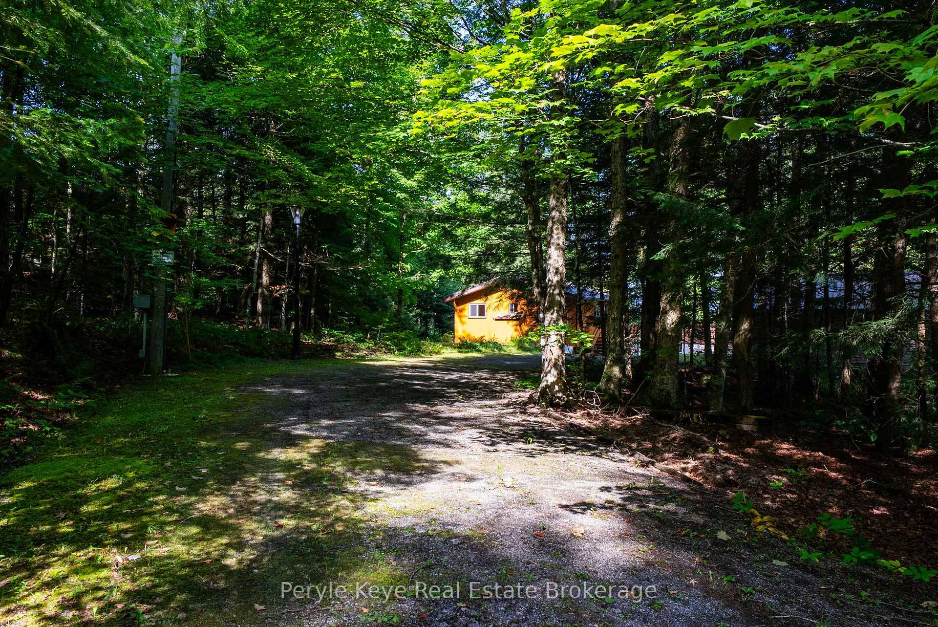 Photo 6 of 1160 Lakeshore Drive S, Bracebridge, Oakley — HOMEH