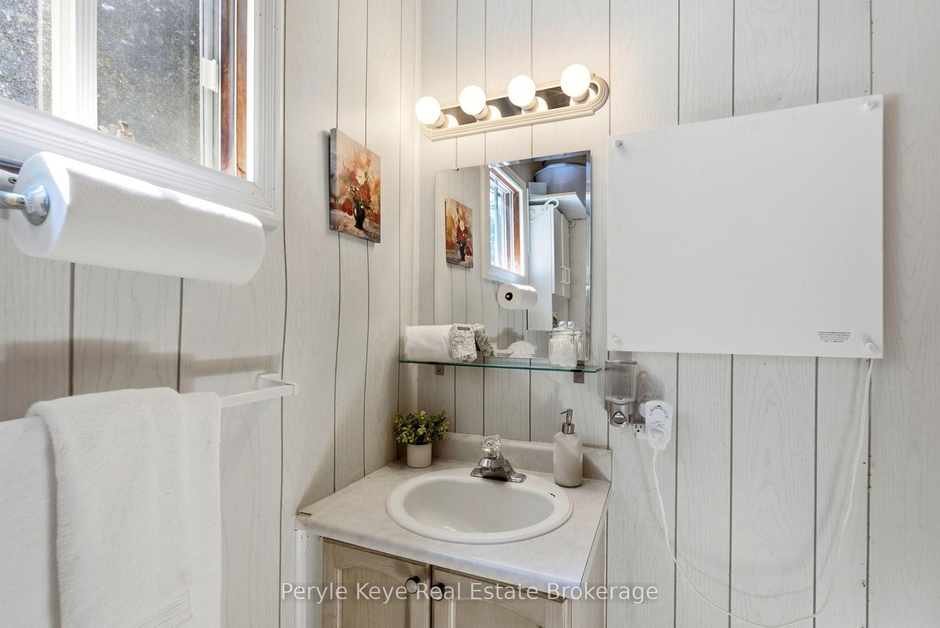 Photo 23 of 1160 Lakeshore Drive S, Bracebridge, Oakley — HOMEH