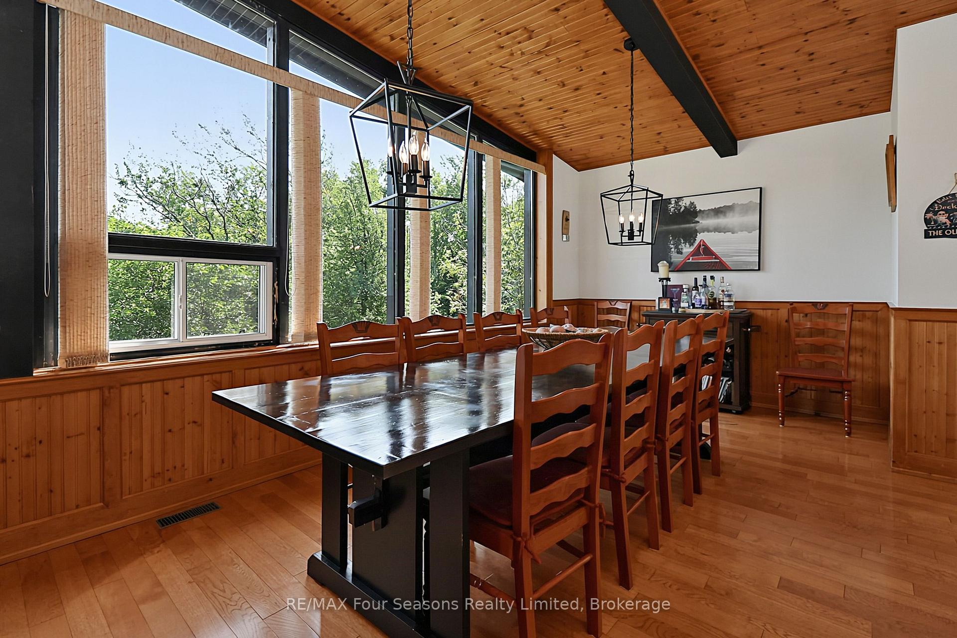 Photo 4 of 121 Birch View Trail, Blue Mountains — HOMEH