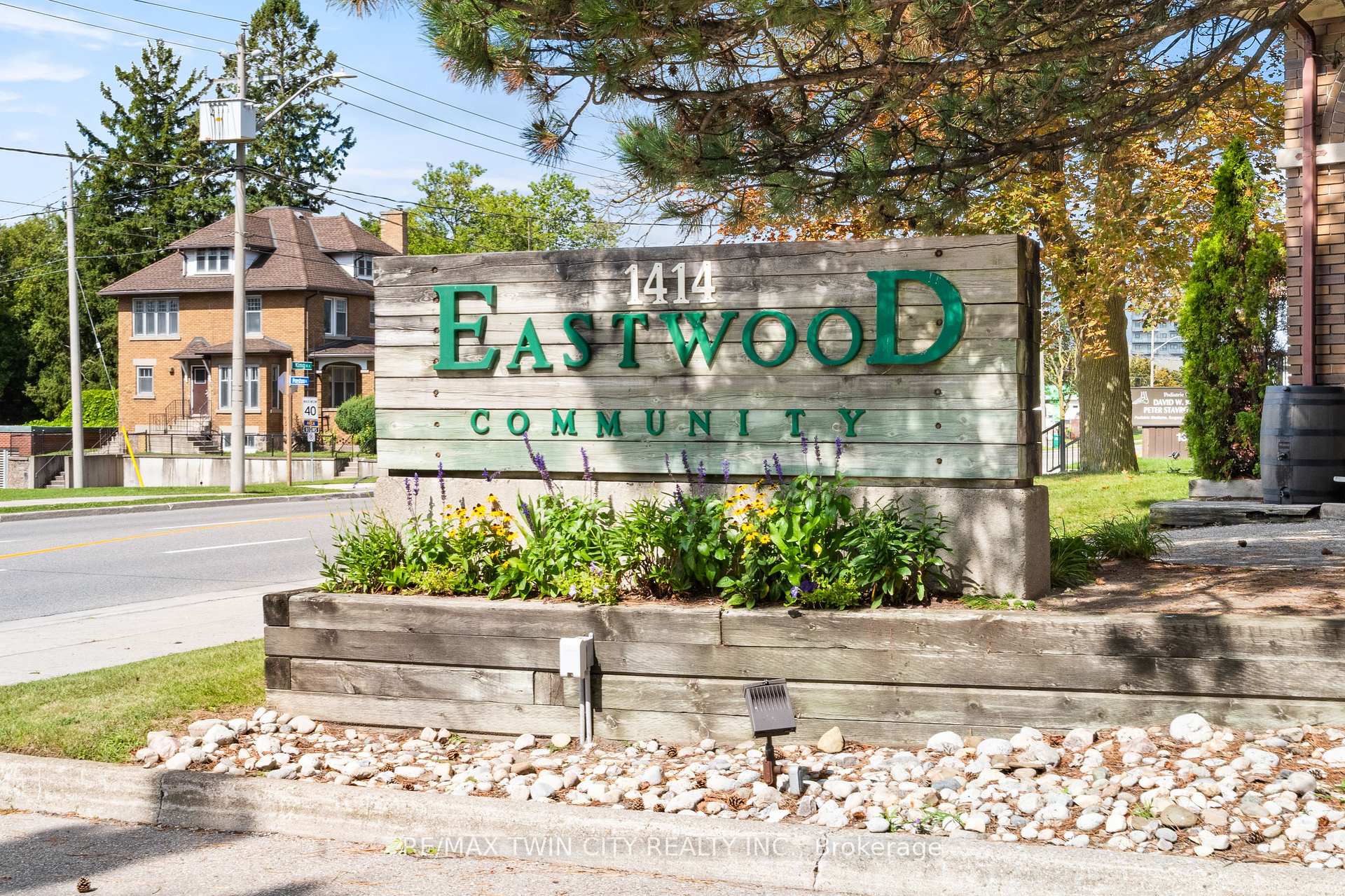 Photo 1 of Unit 207, 1414 King Street E, Kitchener, King East — HOMEH