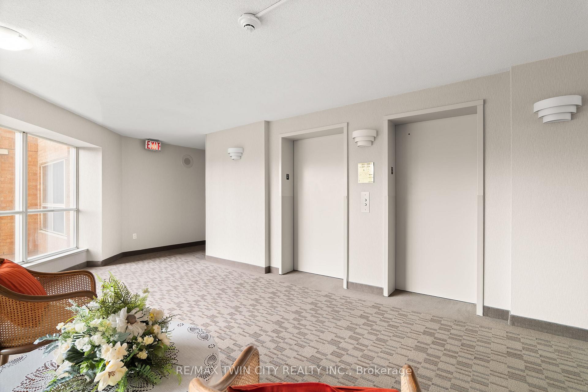 Photo 6 of Unit 207, 1414 King Street E, Kitchener, King East — HOMEH