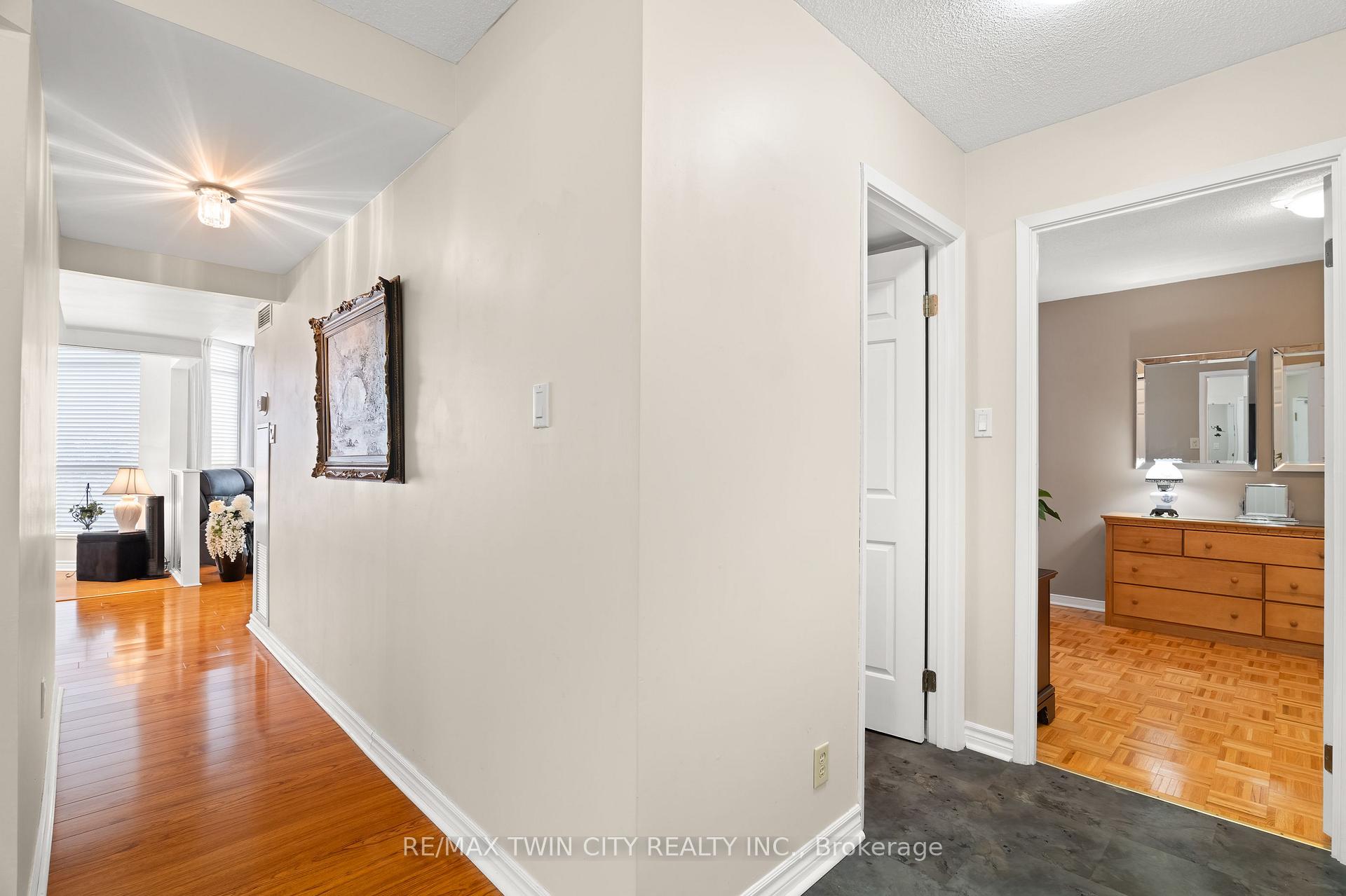 Photo 10 of Unit 207, 1414 King Street E, Kitchener, King East — HOMEH