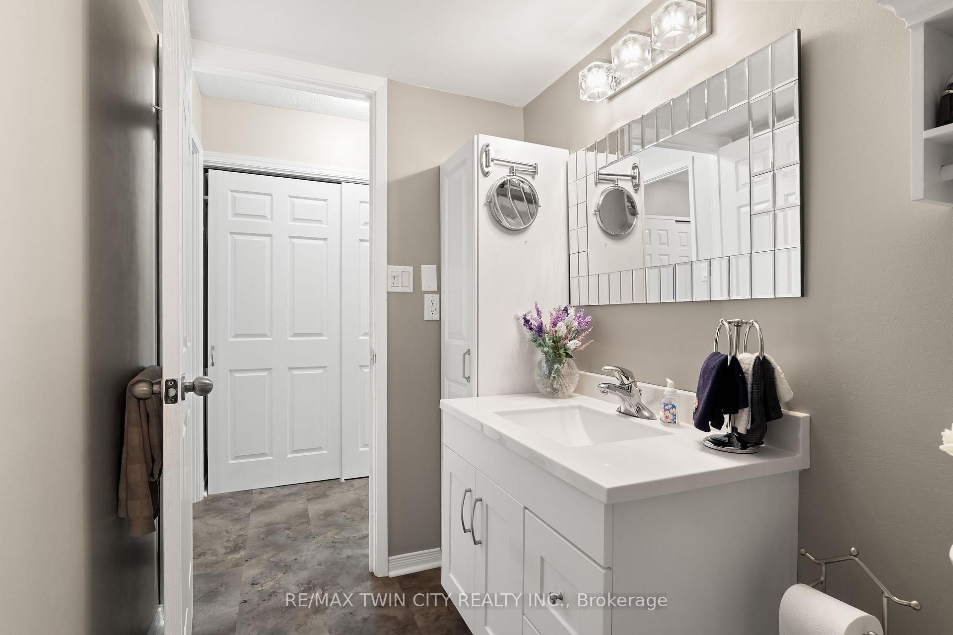 Photo 12 of Unit 207, 1414 King Street E, Kitchener, King East — HOMEH