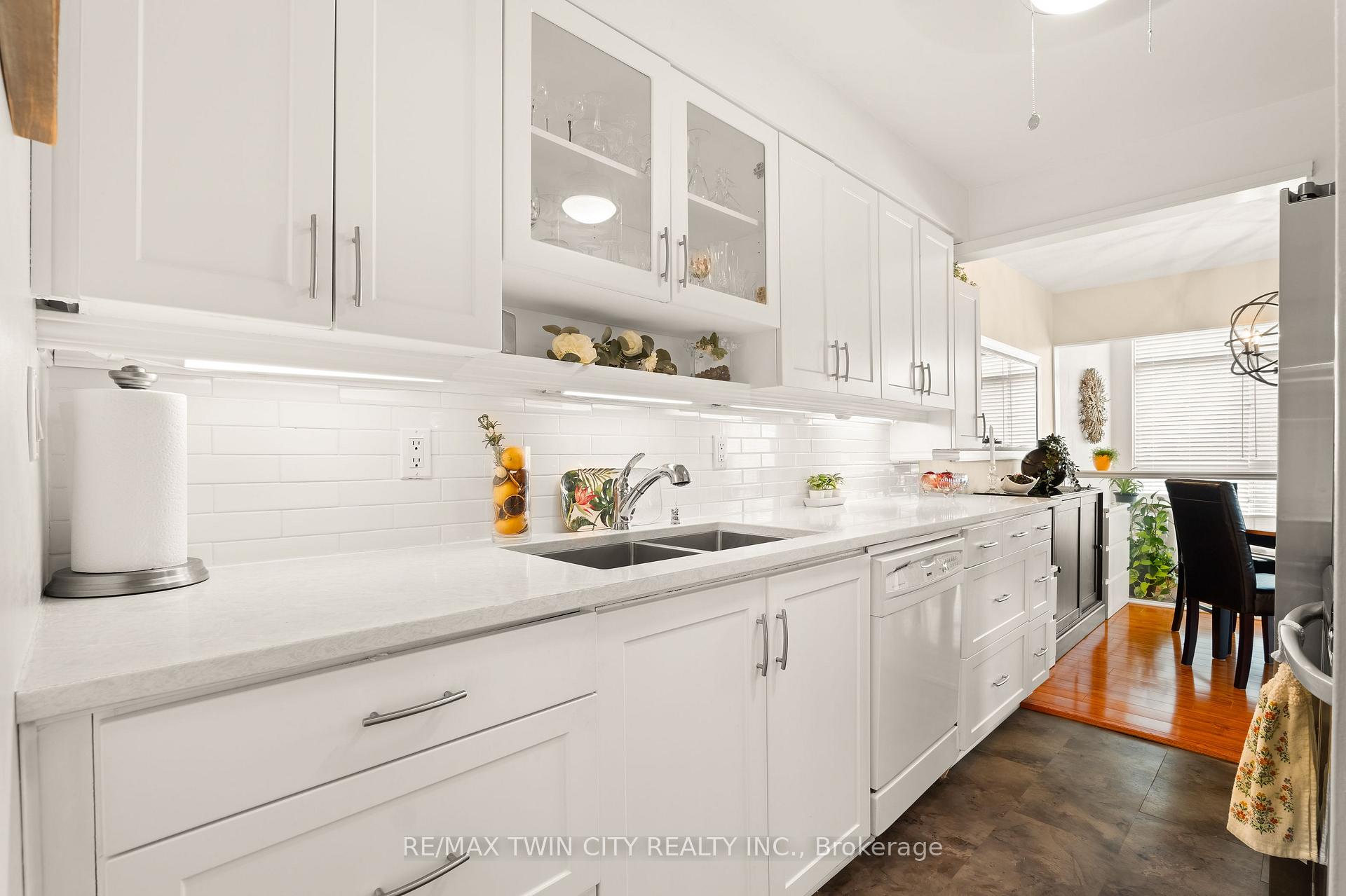 Photo 17 of Unit 207, 1414 King Street E, Kitchener, King East — HOMEH