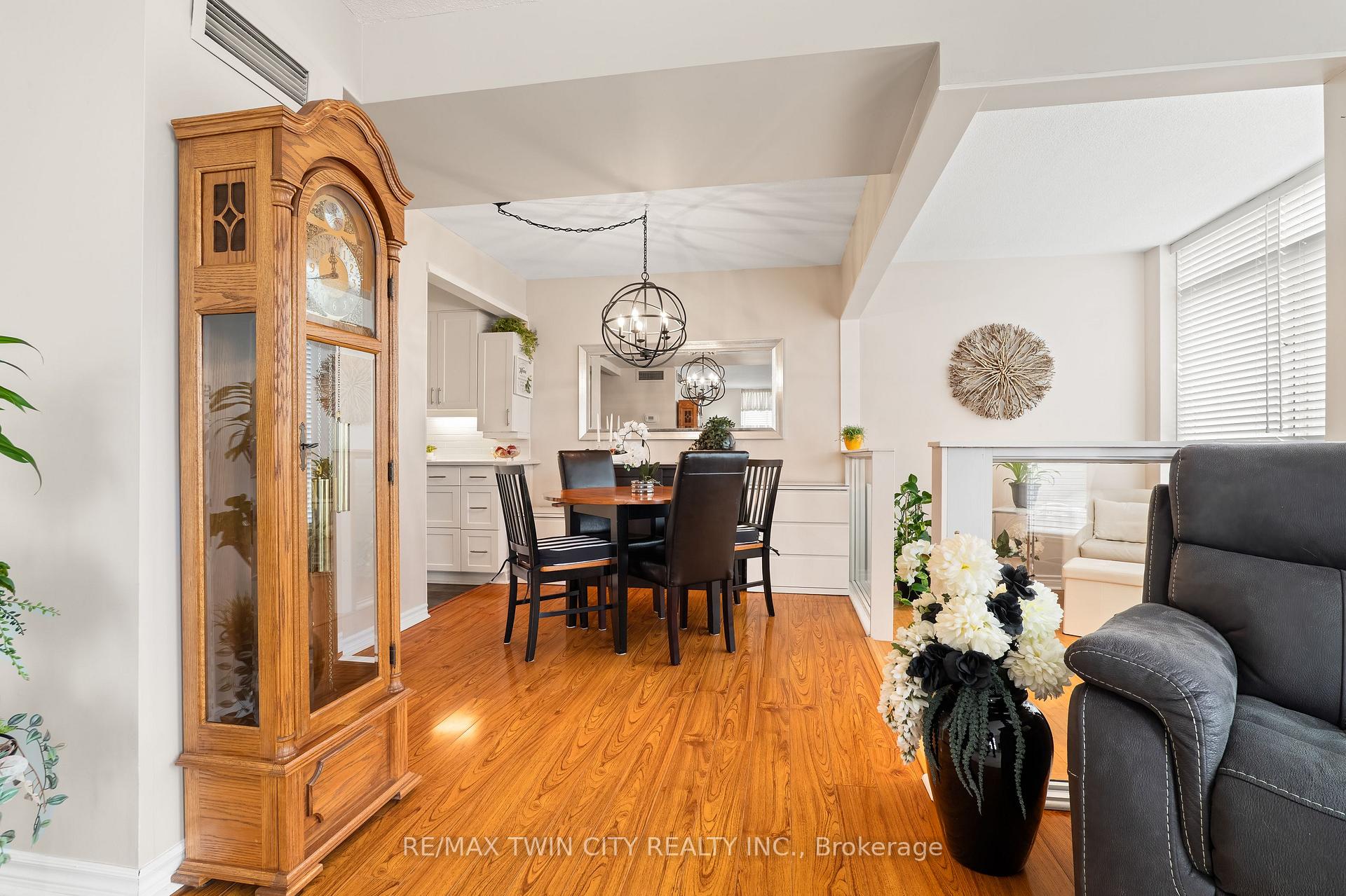 Photo 27 of Unit 207, 1414 King Street E, Kitchener, King East — HOMEH