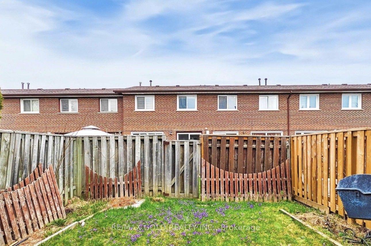 Photo 22 of Unit 8, 7033 Netherbrae Road, Mississauga, Malton — HOMEH