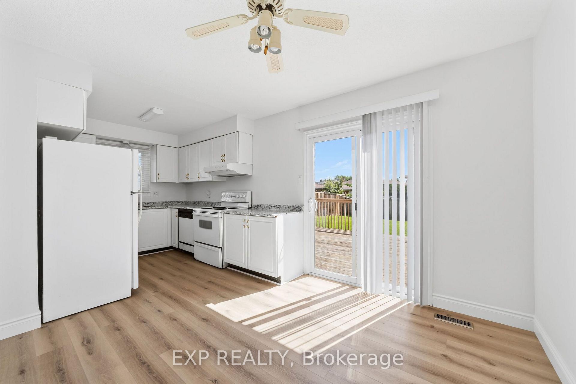 Photo 3 of 746 Homeview Road, London, South Q — HOMEH