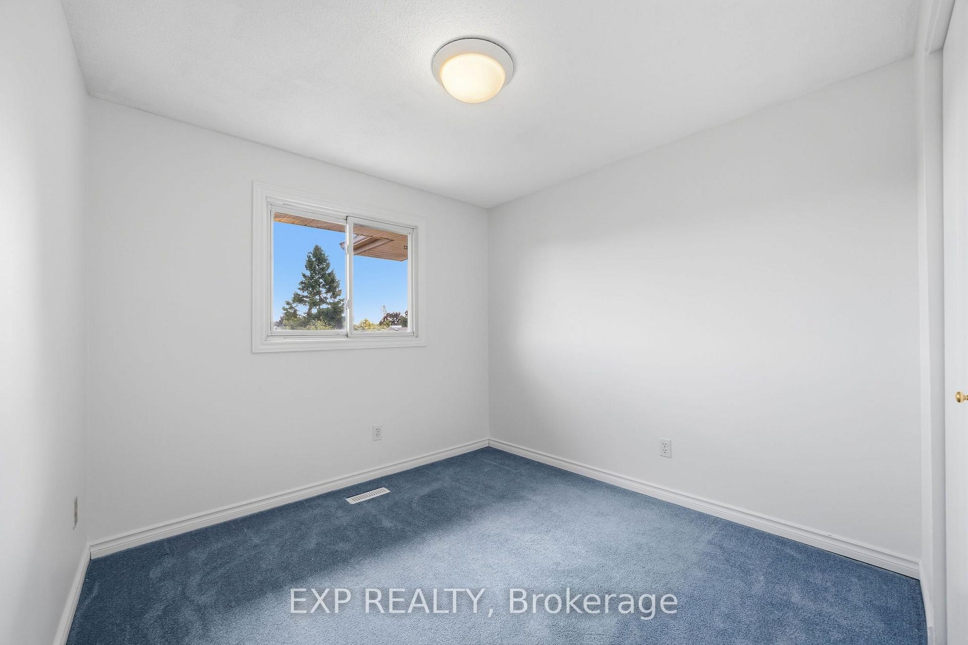 Photo 18 of 746 Homeview Road, London, South Q — HOMEH