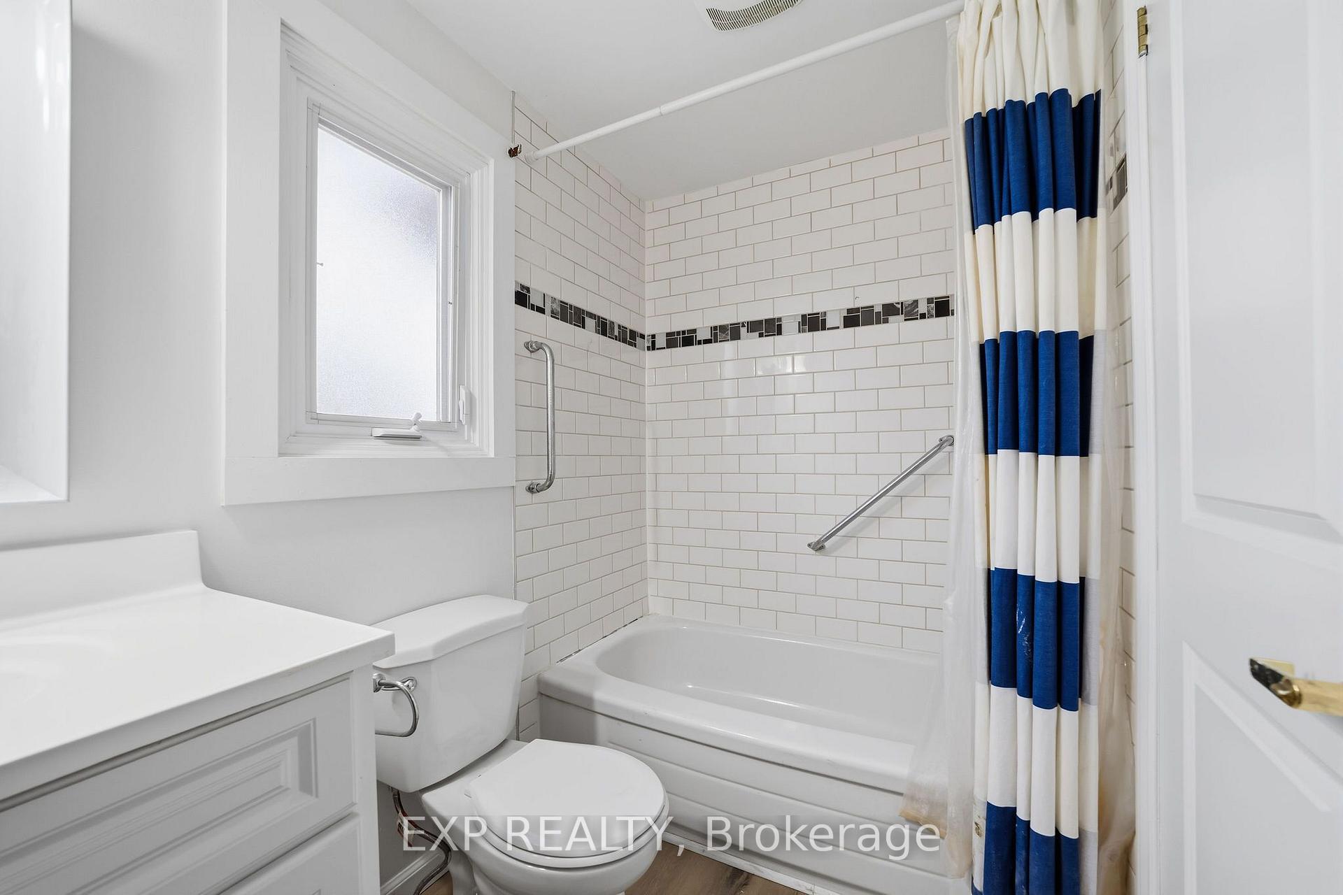 Photo 20 of 746 Homeview Road, London, South Q — HOMEH