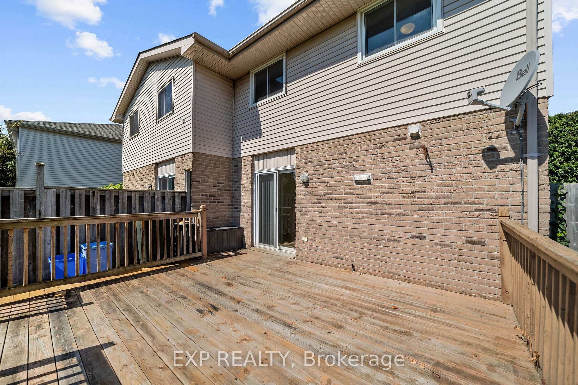 Photo 22 of 746 Homeview Road, London, South Q — HOMEH