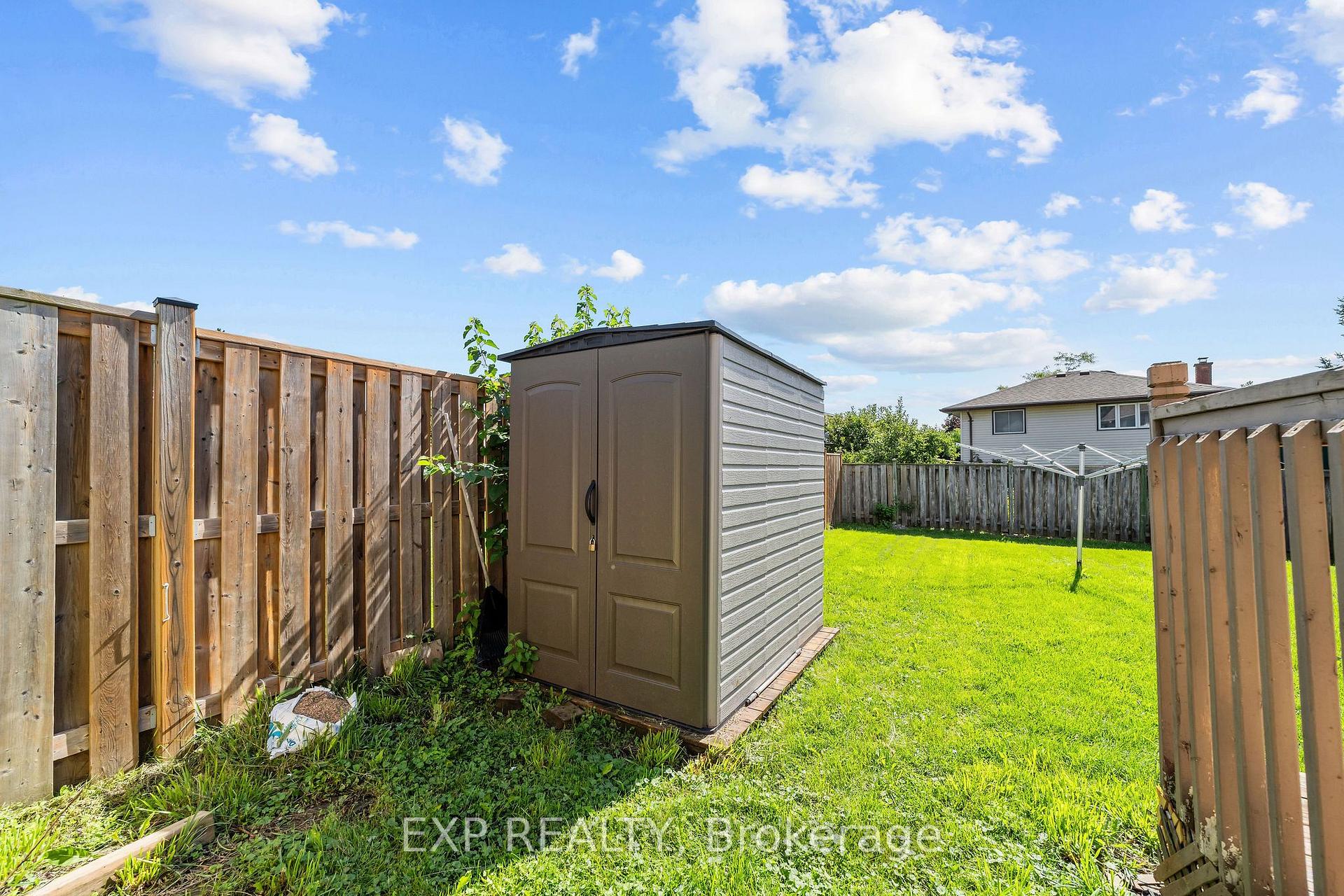 Photo 28 of 746 Homeview Road, London, South Q — HOMEH