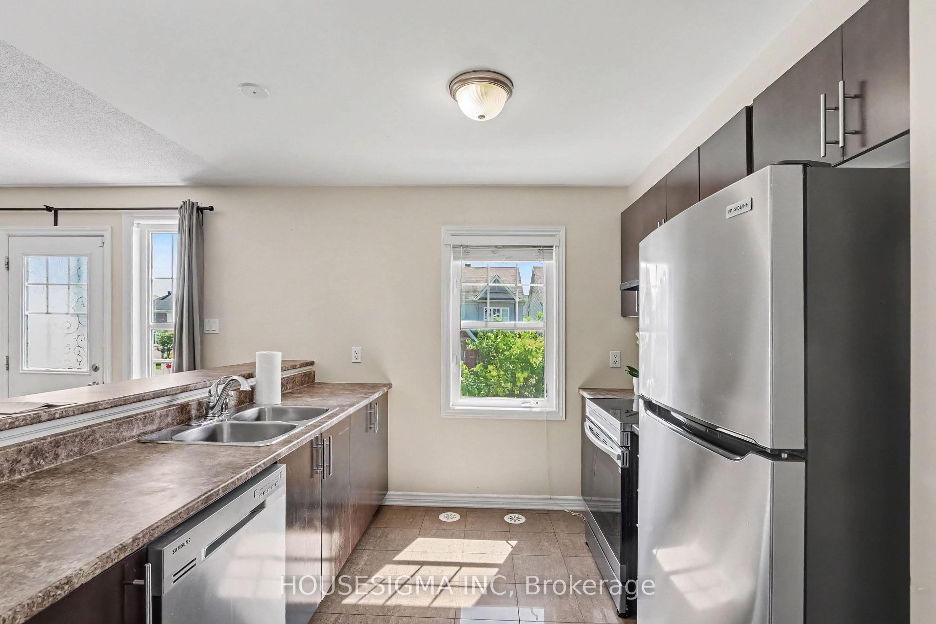 Photo 13 of 110 Pennant Avenue, Ottawa, Barrhaven - Half Moon Bay — HOMEH