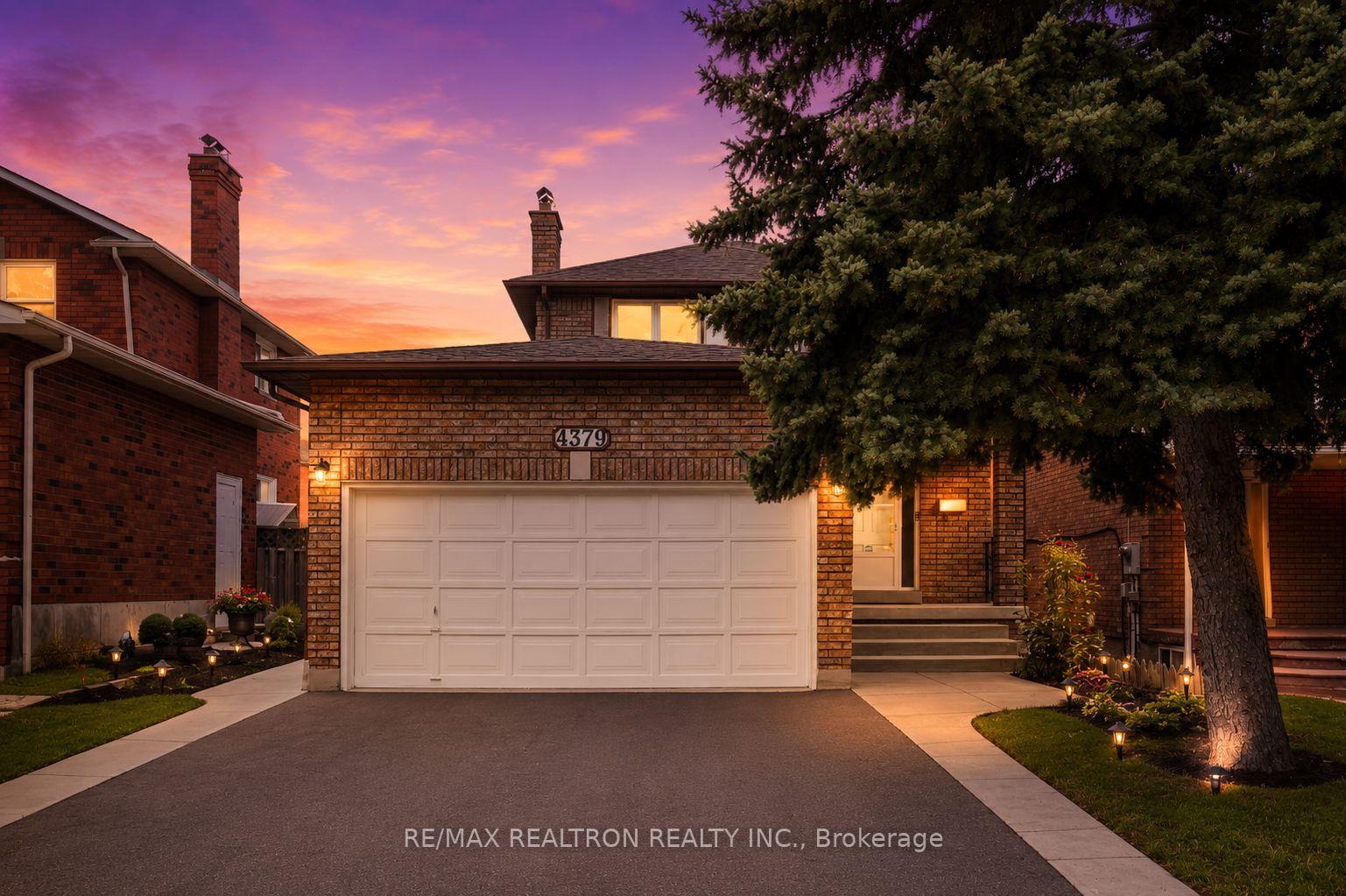 Photo 1 of 4379 Radisson Crescent, Mississauga, Central Erin Mills — HOMEH