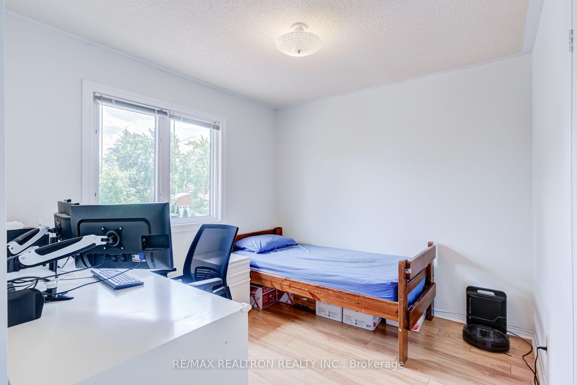 Photo 29 of 4379 Radisson Crescent, Mississauga, Central Erin Mills — HOMEH