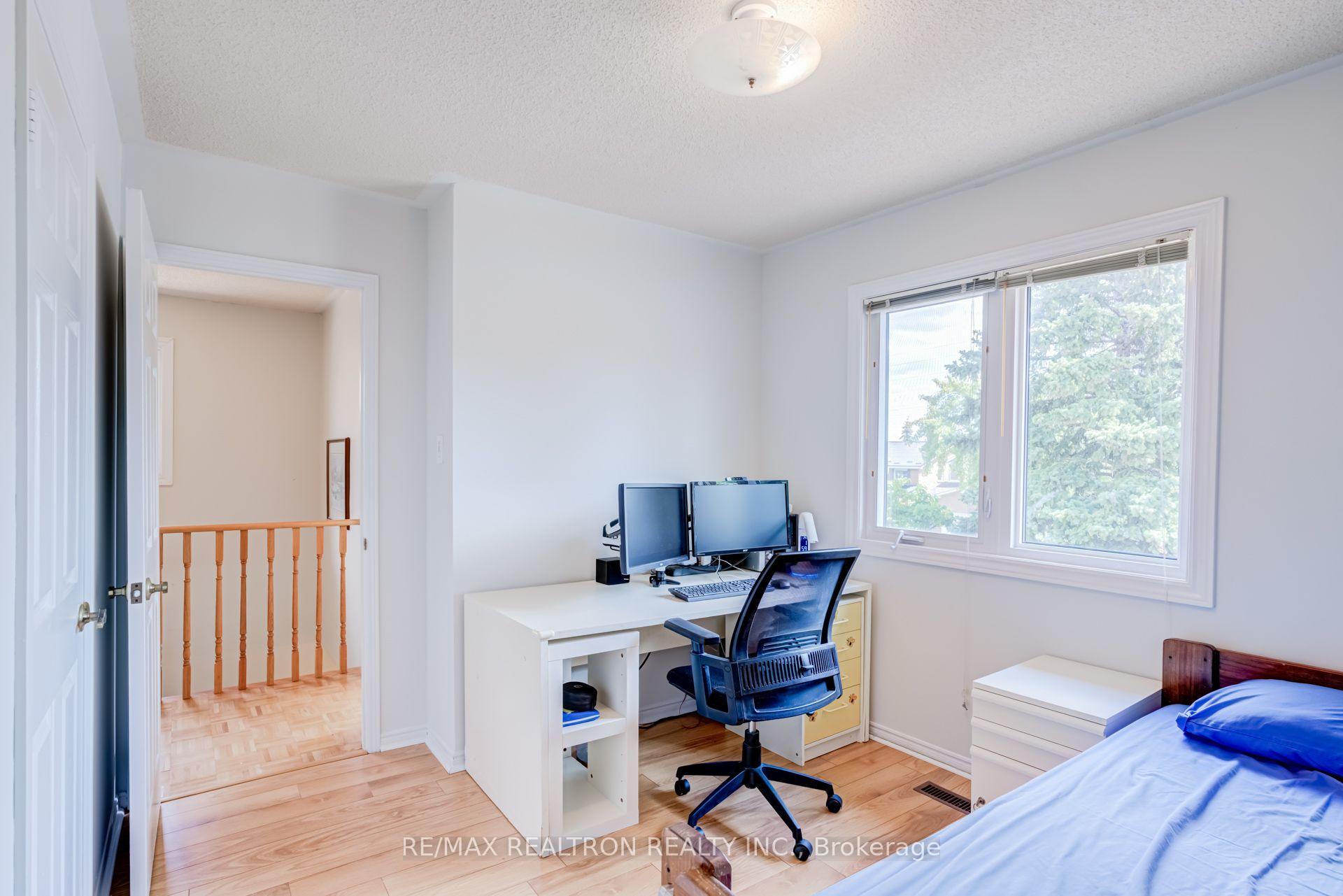 Photo 30 of 4379 Radisson Crescent, Mississauga, Central Erin Mills — HOMEH