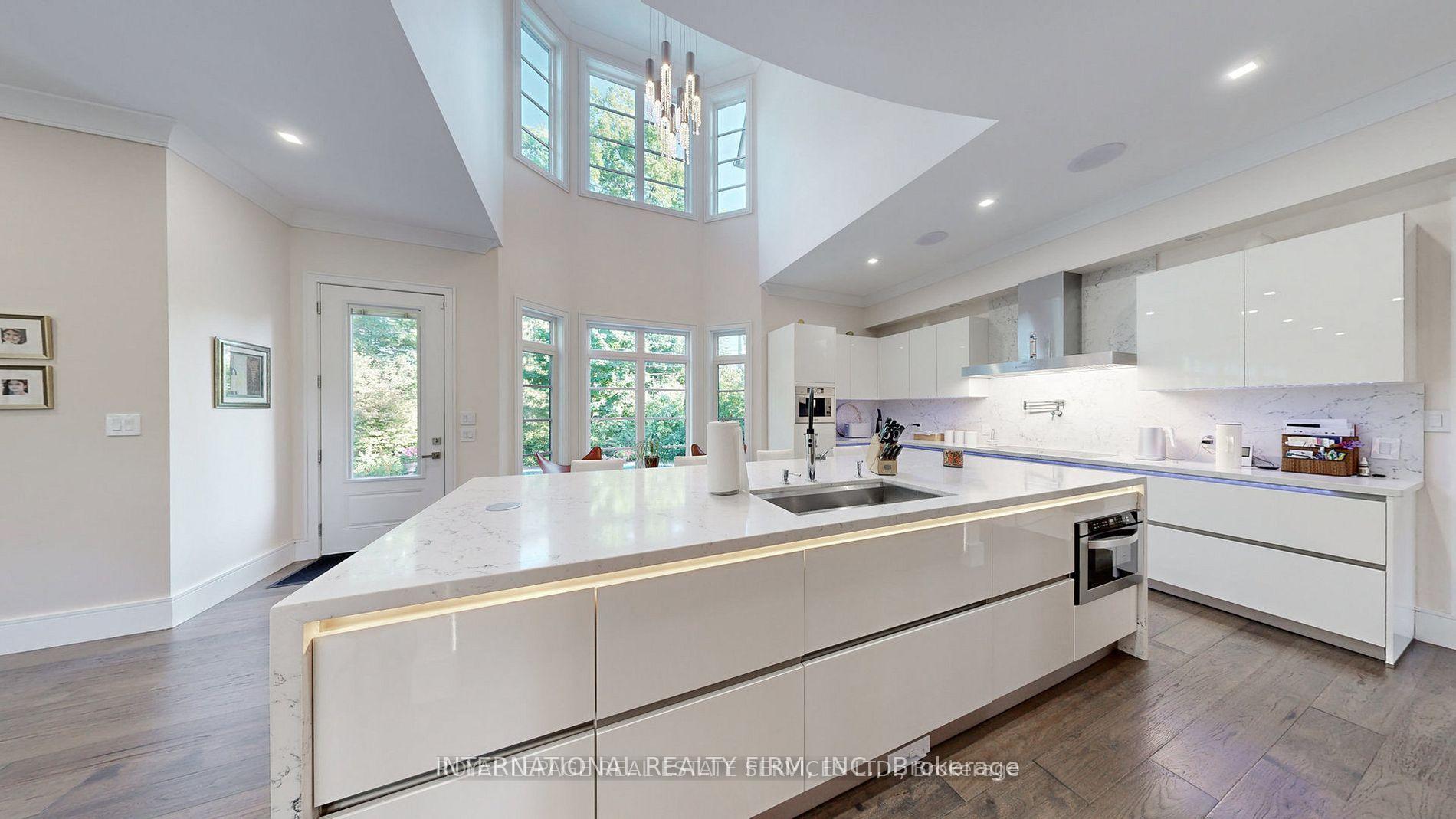 Photo 11 of 1286 Cambridge Drive, Oakville, Morrison — HOMEH