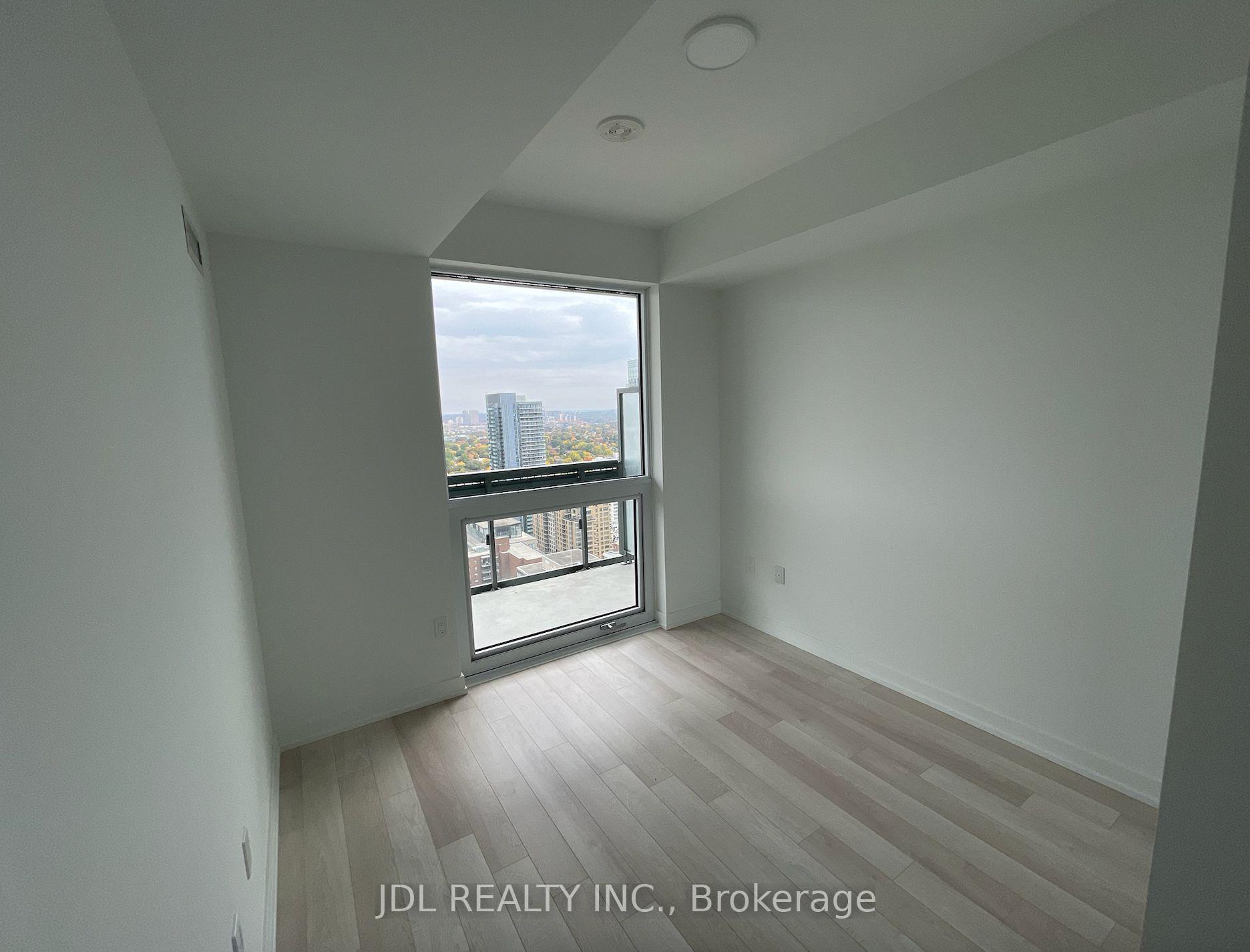 Photo 8 of 39 Roehampton Avenue, Toronto, Mount Pleasant West — HOMEH