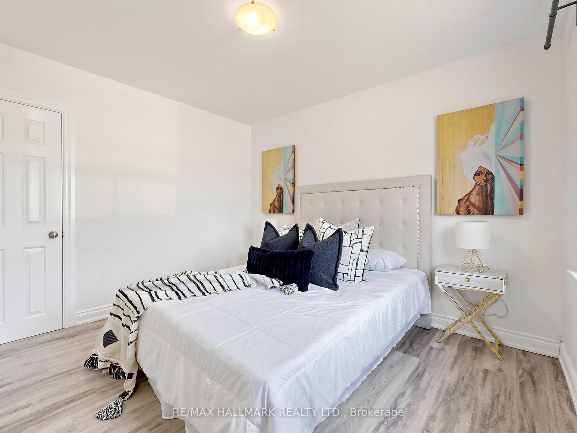 Photo 18 of 79 Cartier Crescent, Richmond Hill, Crosby — HOMEH