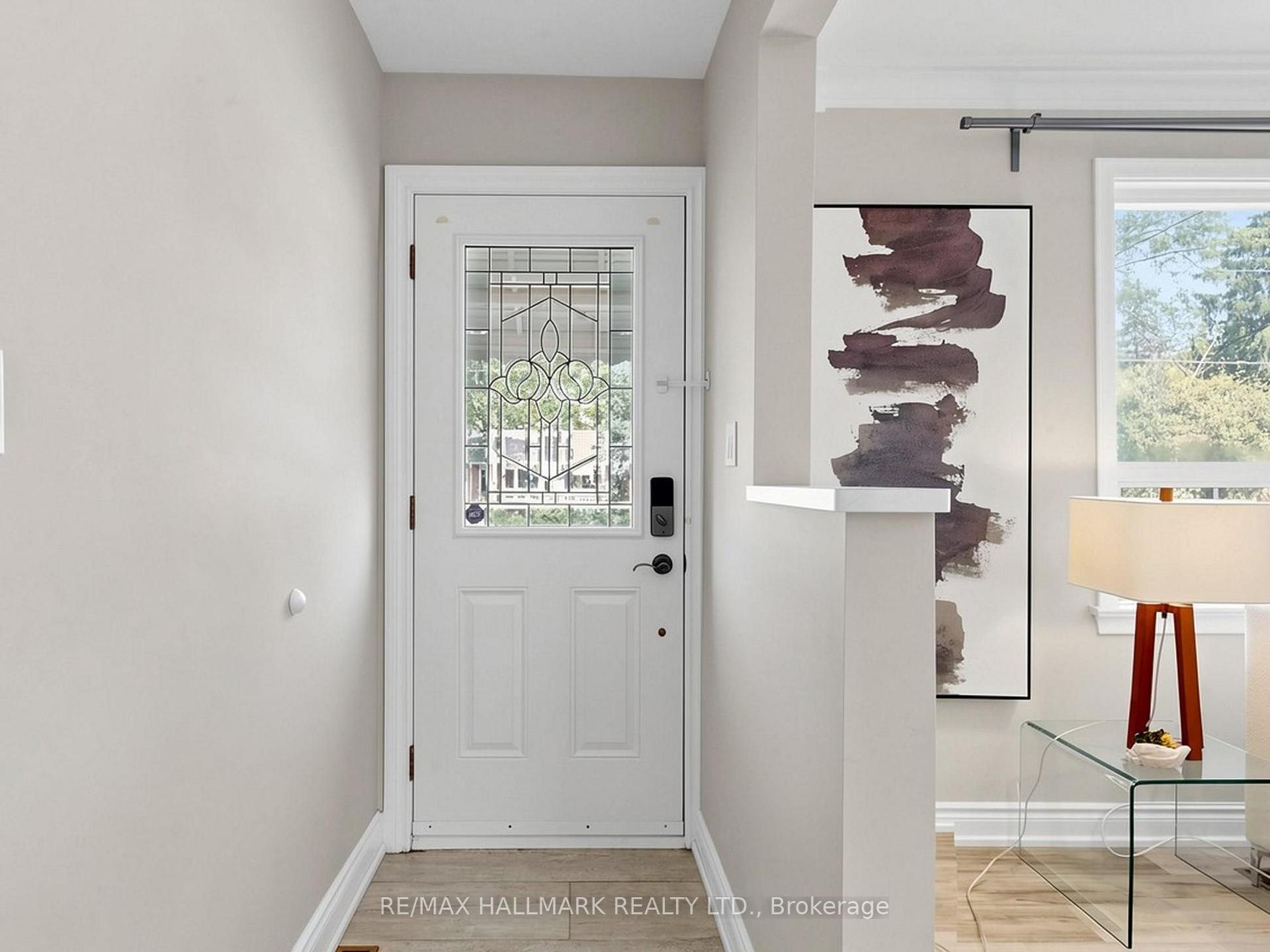 Photo 20 of 79 Cartier Crescent, Richmond Hill, Crosby — HOMEH
