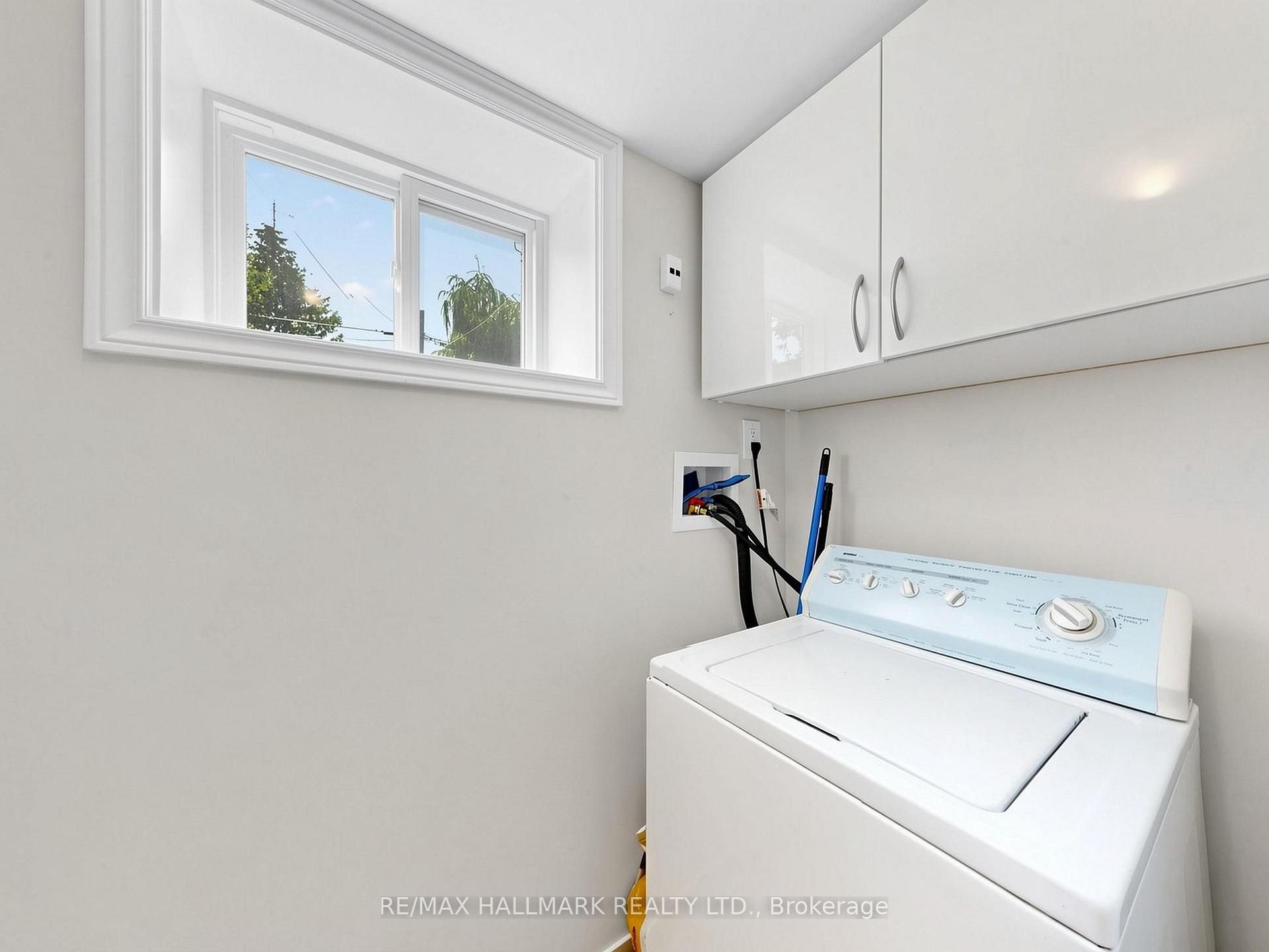 Photo 30 of 79 Cartier Crescent, Richmond Hill, Crosby — HOMEH